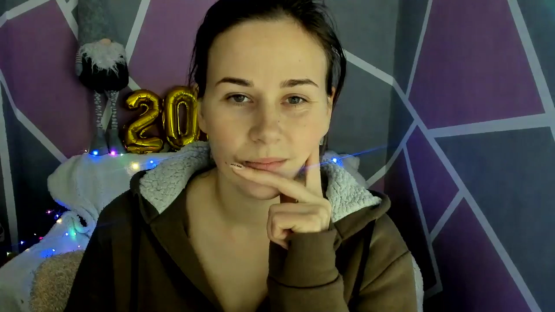 Gallery image thumbnail from Sexy_Ukr's myfreecams stream on, 12/17/2024, 18:01 image 18 of 20