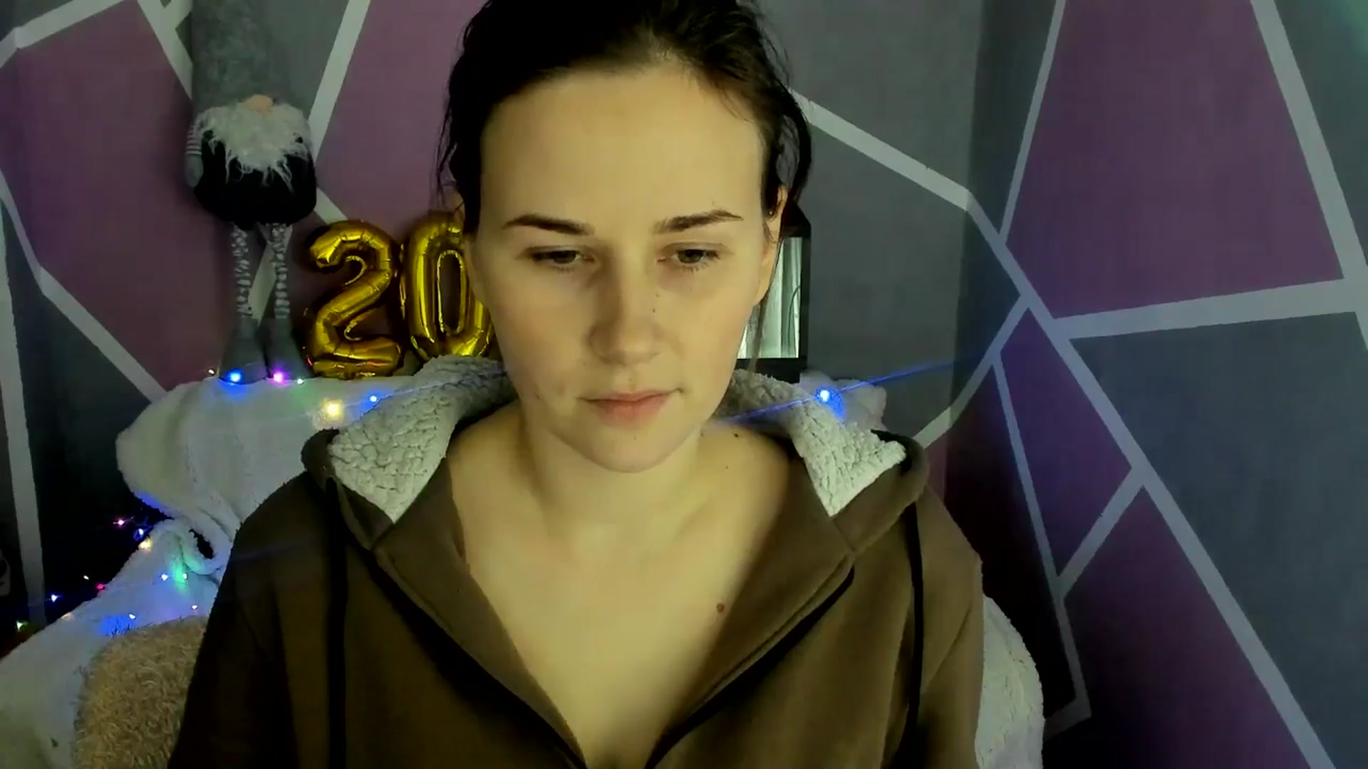 Gallery image thumbnail from Sexy_Ukr's myfreecams stream on, 12/17/2024, 18:01 image 19 of 20