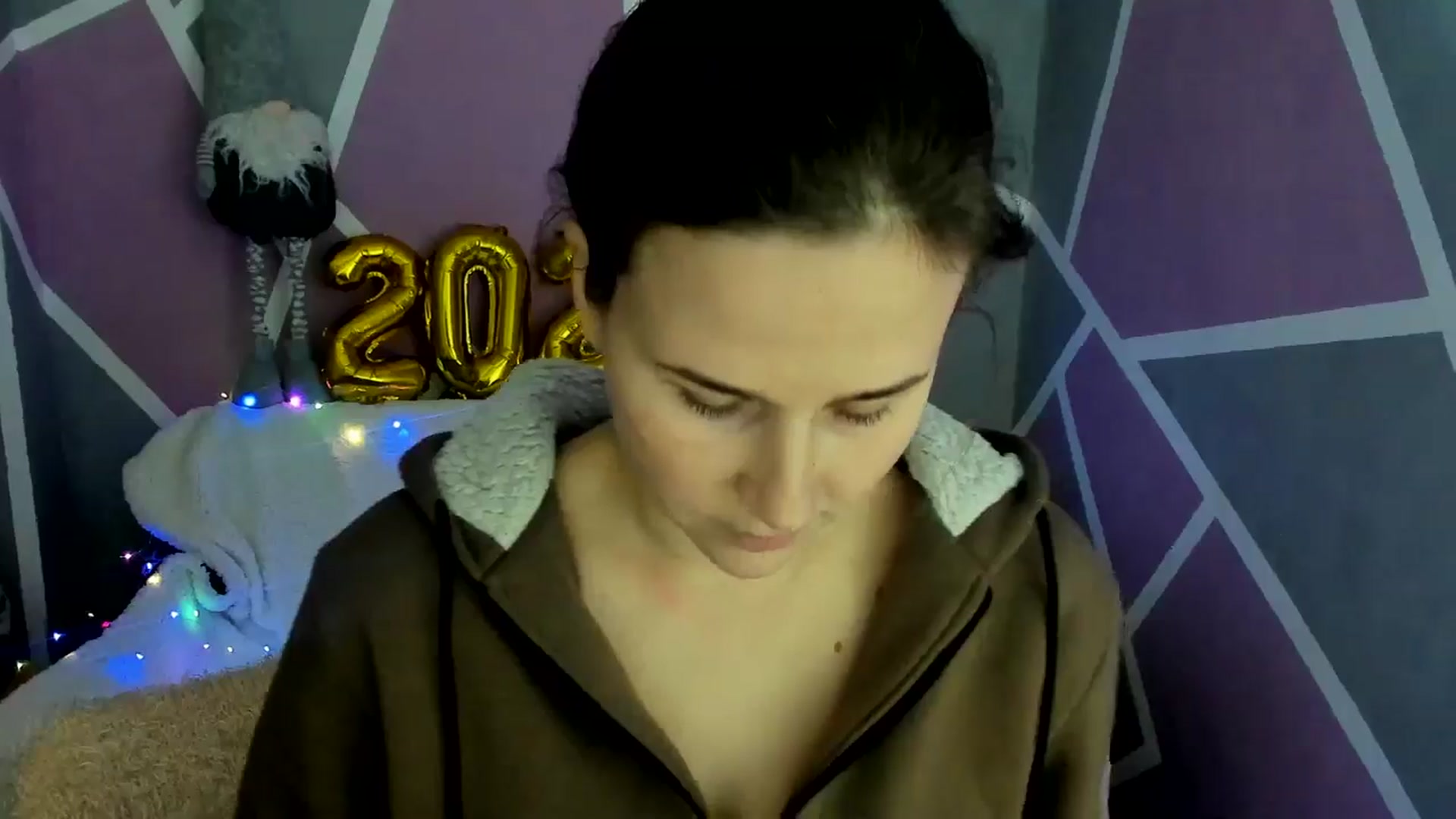 Gallery image thumbnail from Sexy_Ukr's myfreecams stream on, 12/17/2024, 18:01 image 13 of 20