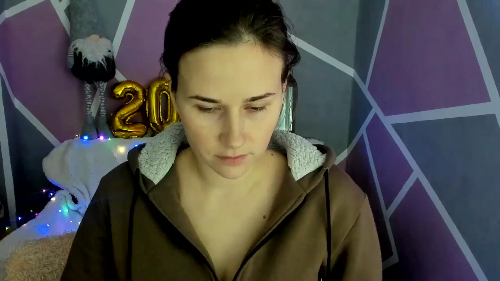Gallery image thumbnail from Sexy_Ukr's myfreecams stream on, 12/17/2024, 18:01 image 10 of 20
