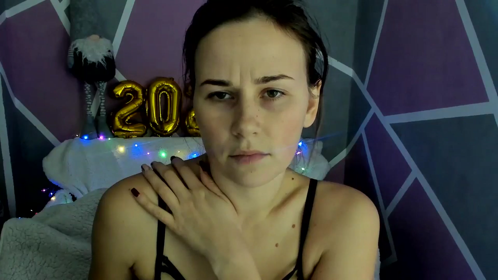 Gallery image thumbnail from Sexy_Ukr's myfreecams stream on, 12/17/2024, 18:19 image 9 of 20