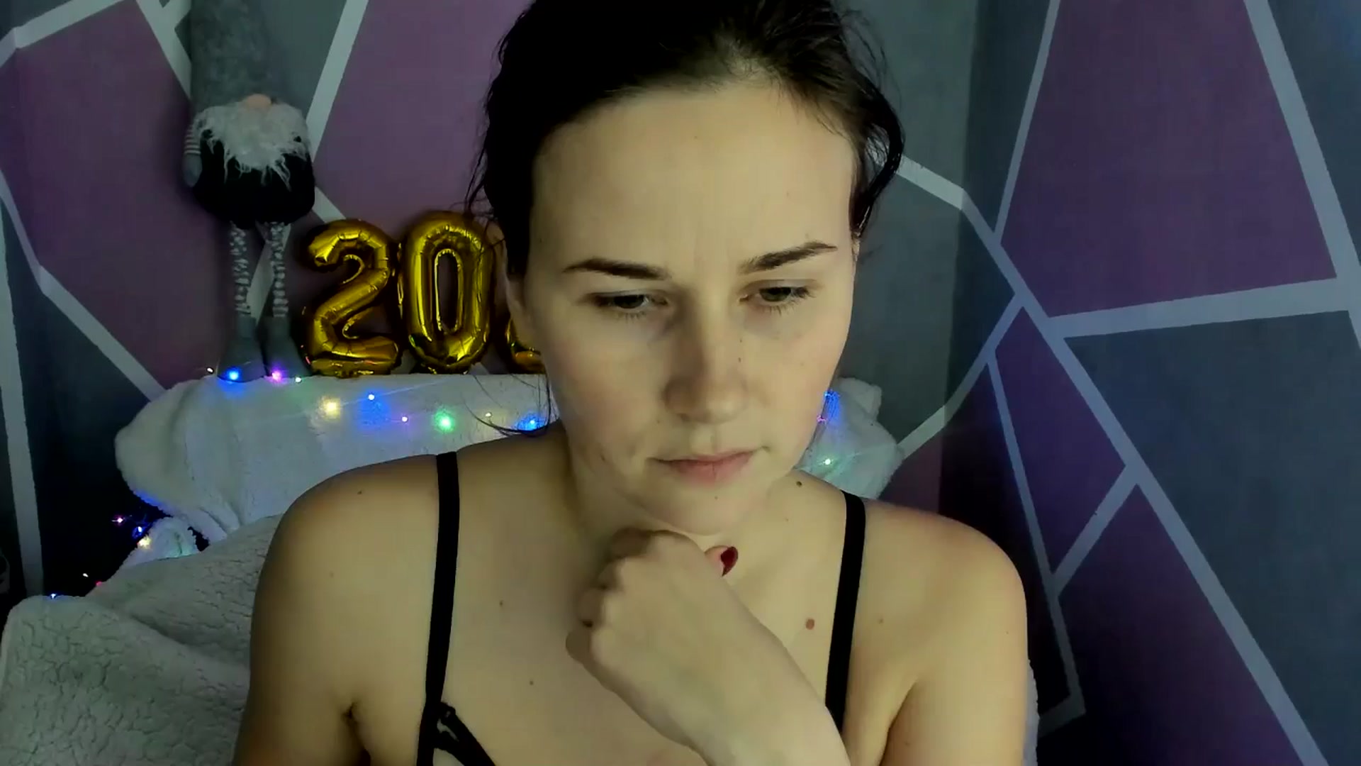 Gallery image thumbnail from Sexy_Ukr's myfreecams stream on, 12/17/2024, 18:19 image 1 of 20