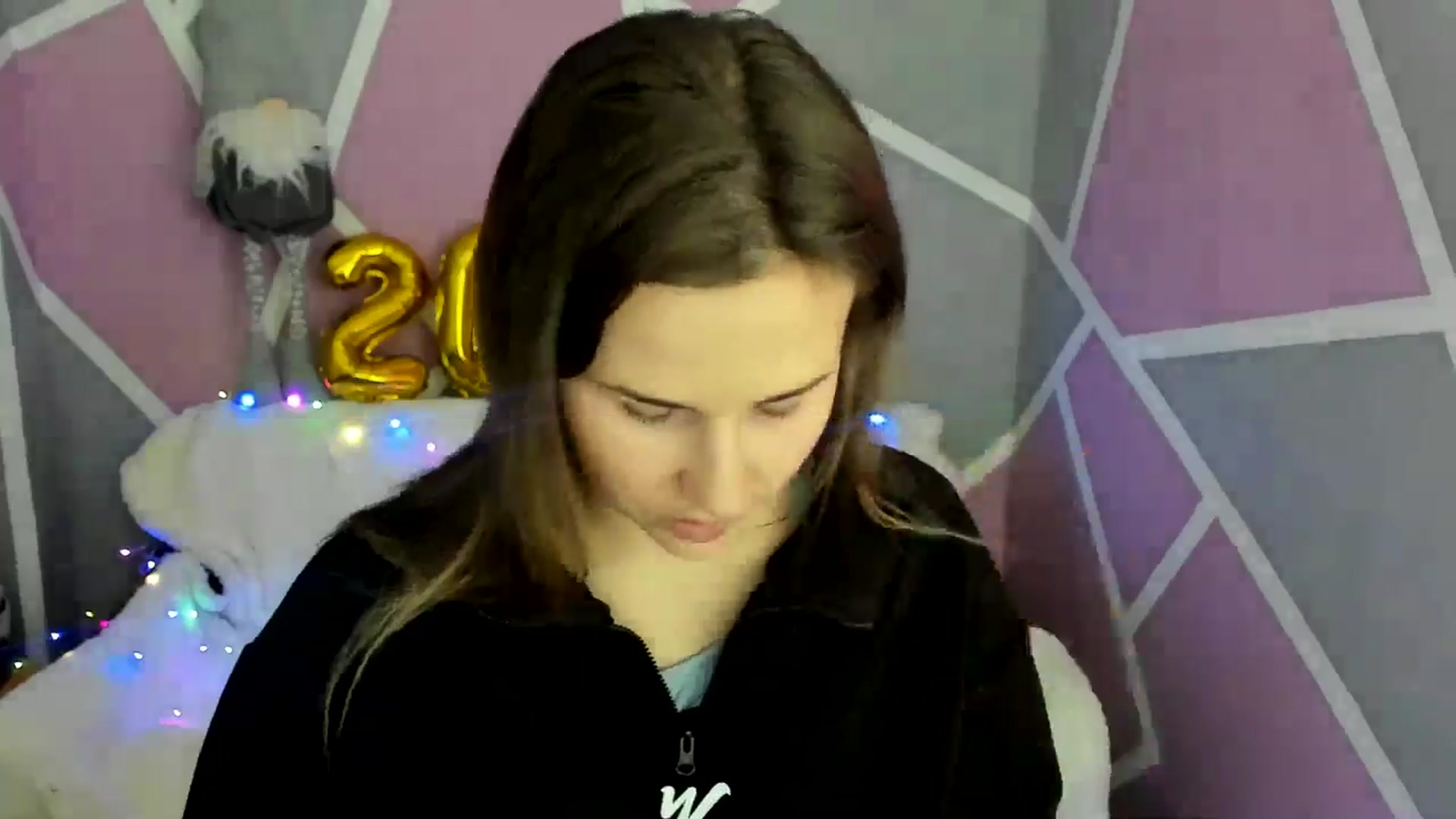 Gallery image thumbnail from Sexy_Ukr's myfreecams stream on, 12/19/2024, 17:31 image 6 of 20