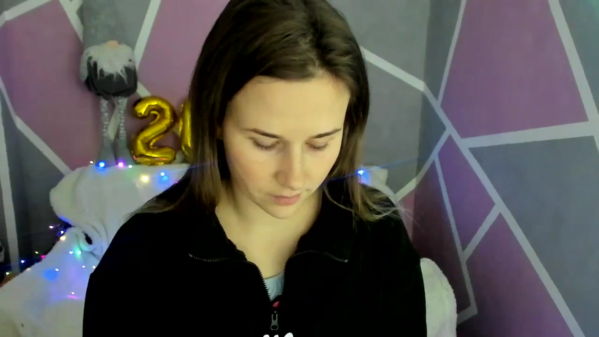 Gallery image thumbnail from Sexy_Ukr's myfreecams stream on, 12/19/2024, 17:31 image 3 of 20