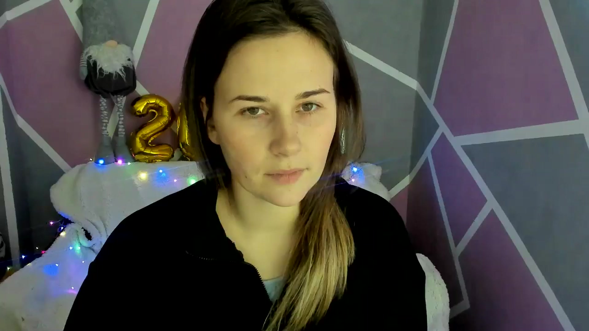 Gallery image thumbnail from Sexy_Ukr's myfreecams stream on, 12/19/2024, 17:31 image 9 of 20