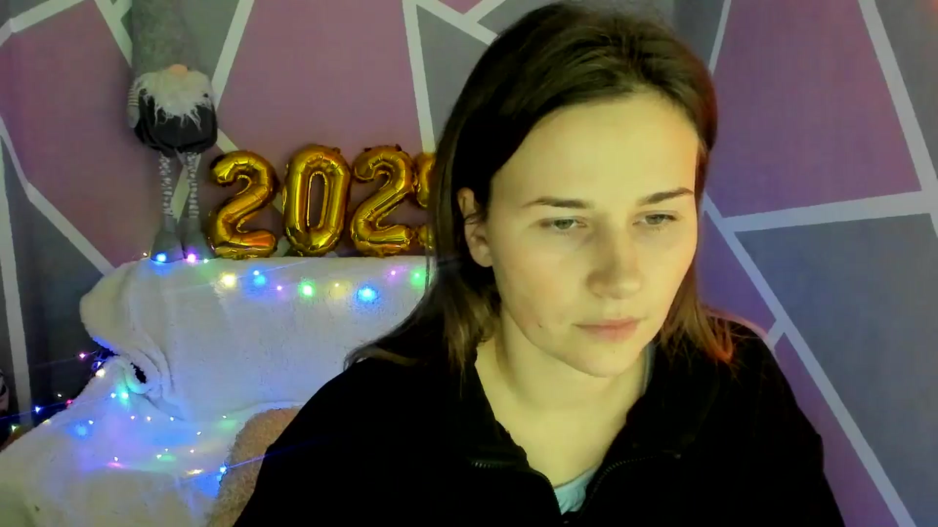 Gallery image thumbnail from Sexy_Ukr's myfreecams stream on, 12/19/2024, 17:31 image 14 of 20