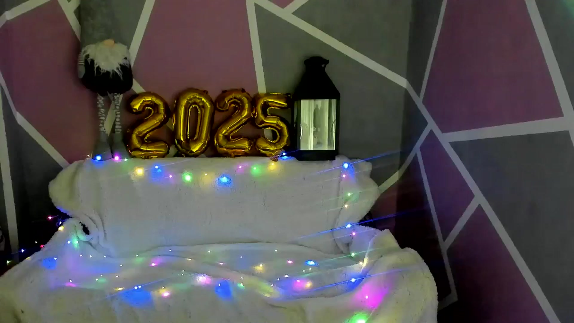 Gallery image thumbnail from Sexy_Ukr's myfreecams stream on, 12/19/2024, 17:31 image 11 of 20