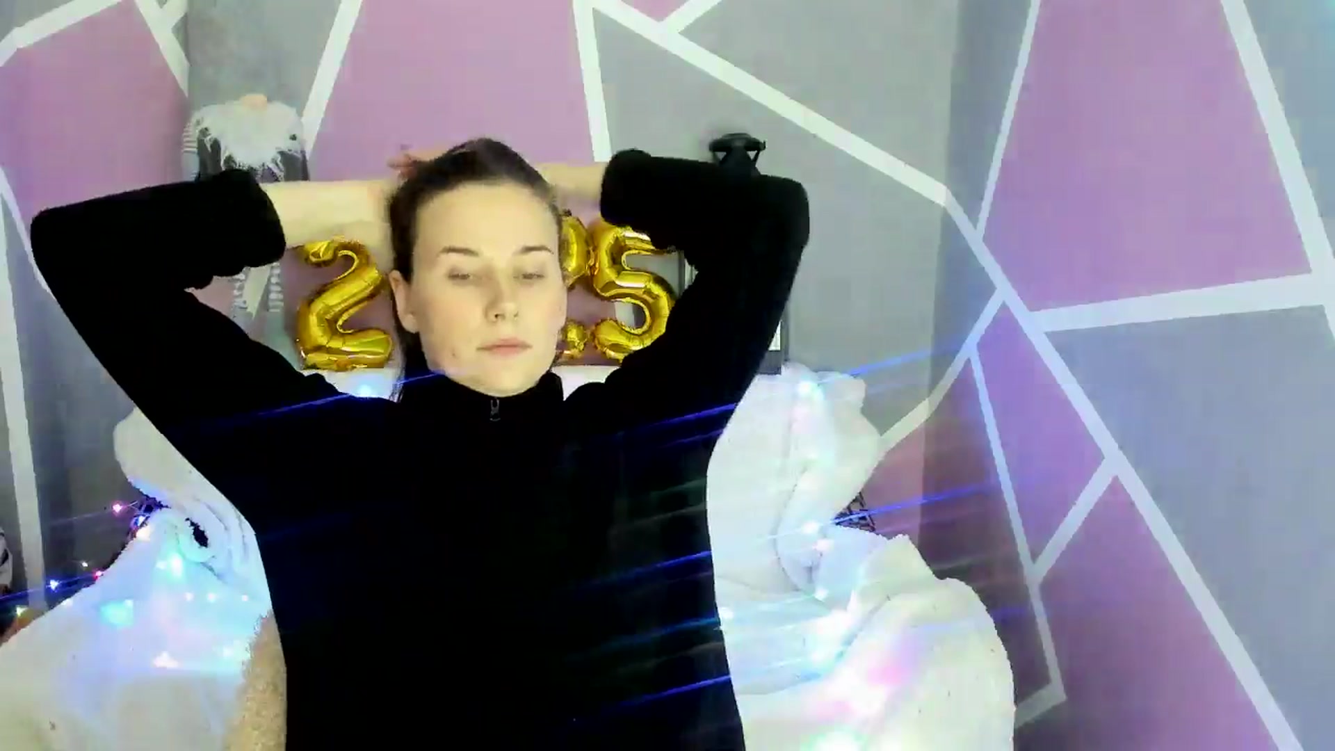 Gallery image thumbnail from Sexy_Ukr's myfreecams stream on, 12/19/2024, 18:33 image 20 of 20