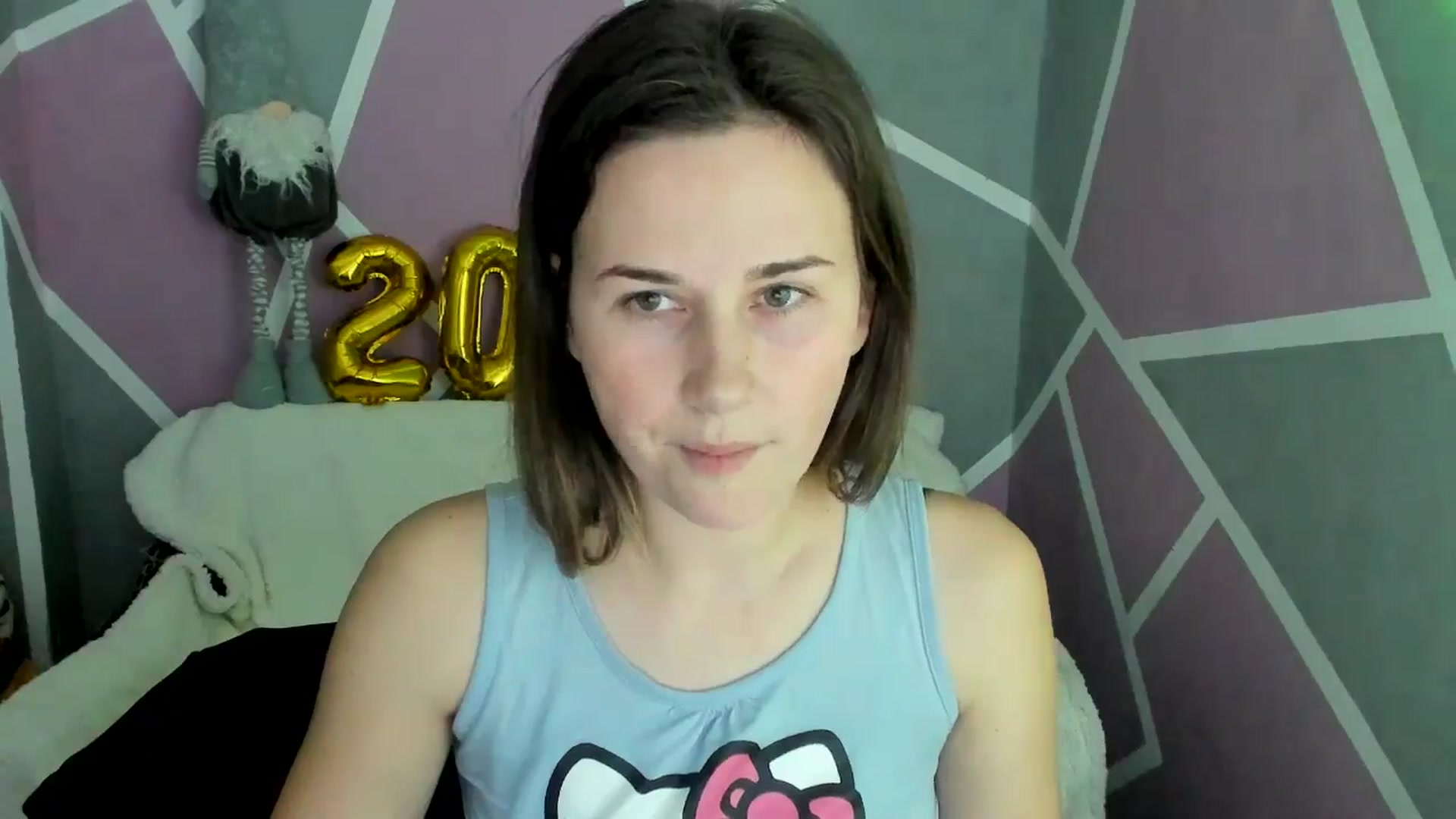 Gallery image thumbnail from Sexy_Ukr's myfreecams stream on, 12/19/2024, 18:33 image 12 of 20