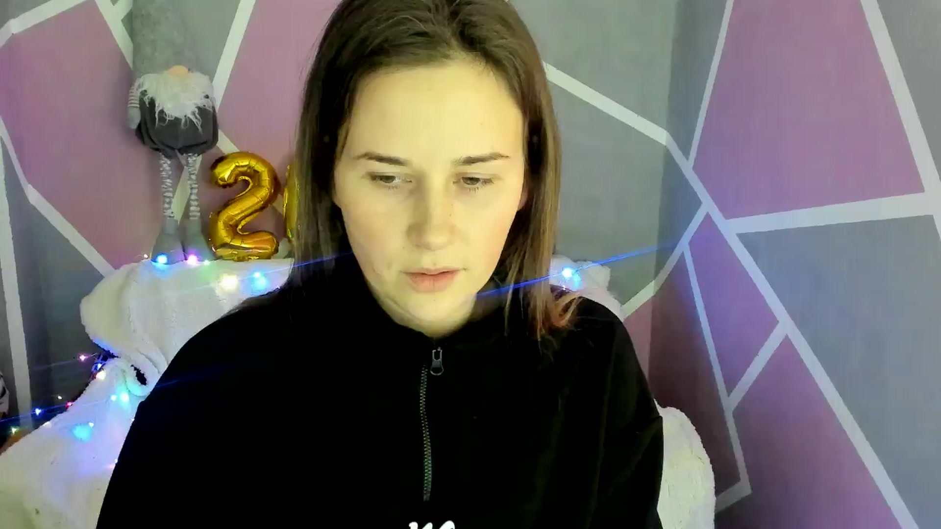Gallery image thumbnail from Sexy_Ukr's myfreecams stream on, 12/19/2024, 18:33 image 18 of 20
