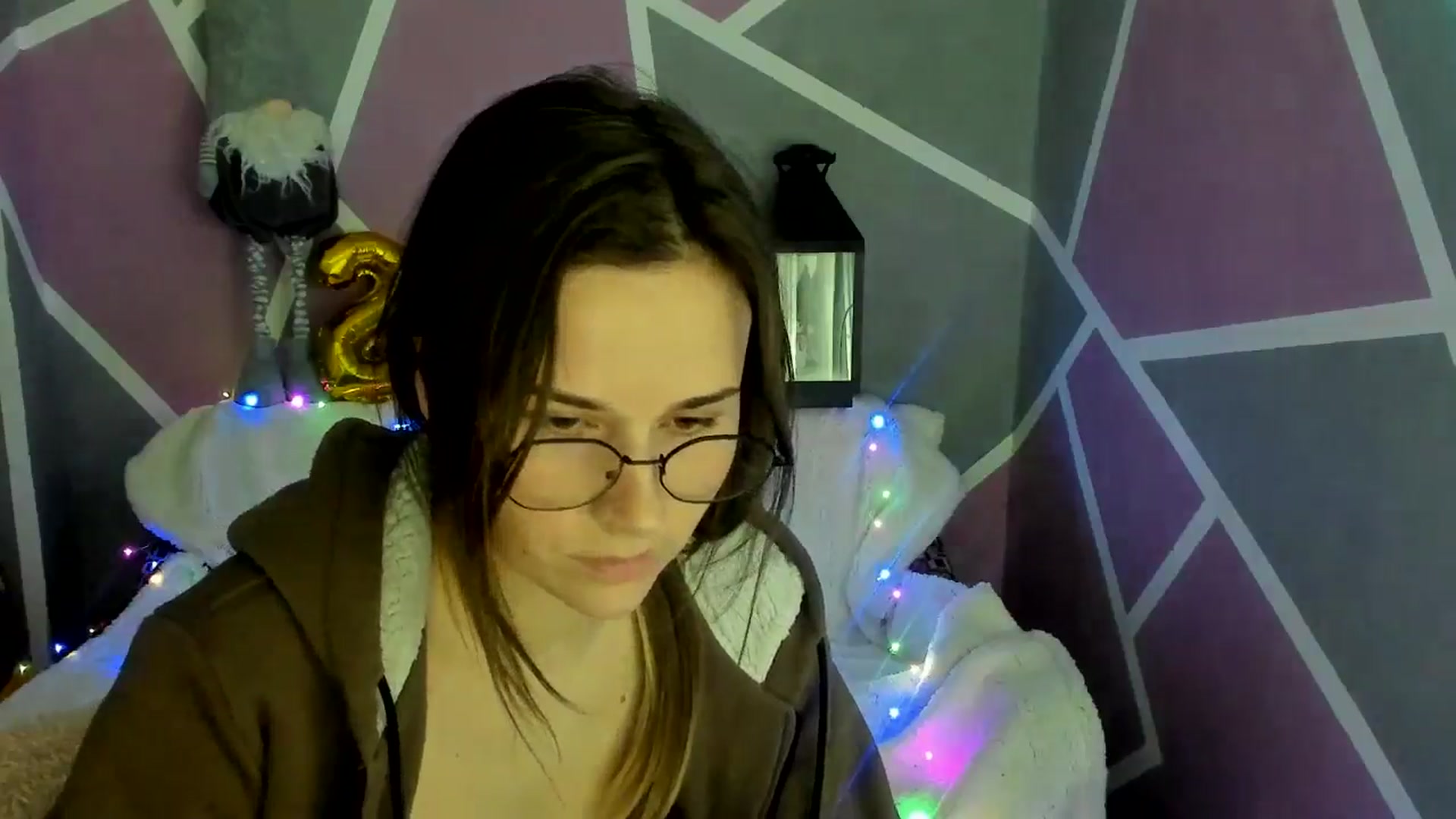 Gallery image thumbnail from Sexy_Ukr's myfreecams stream on, 12/20/2024, 17:05 image 17 of 20