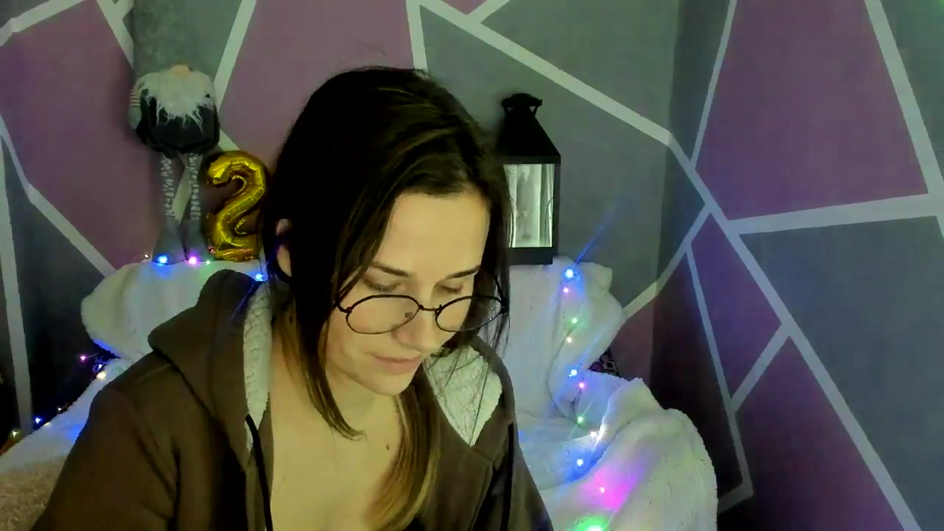 Gallery image thumbnail from Sexy_Ukr's myfreecams stream on, 12/20/2024, 17:05 image 20 of 20