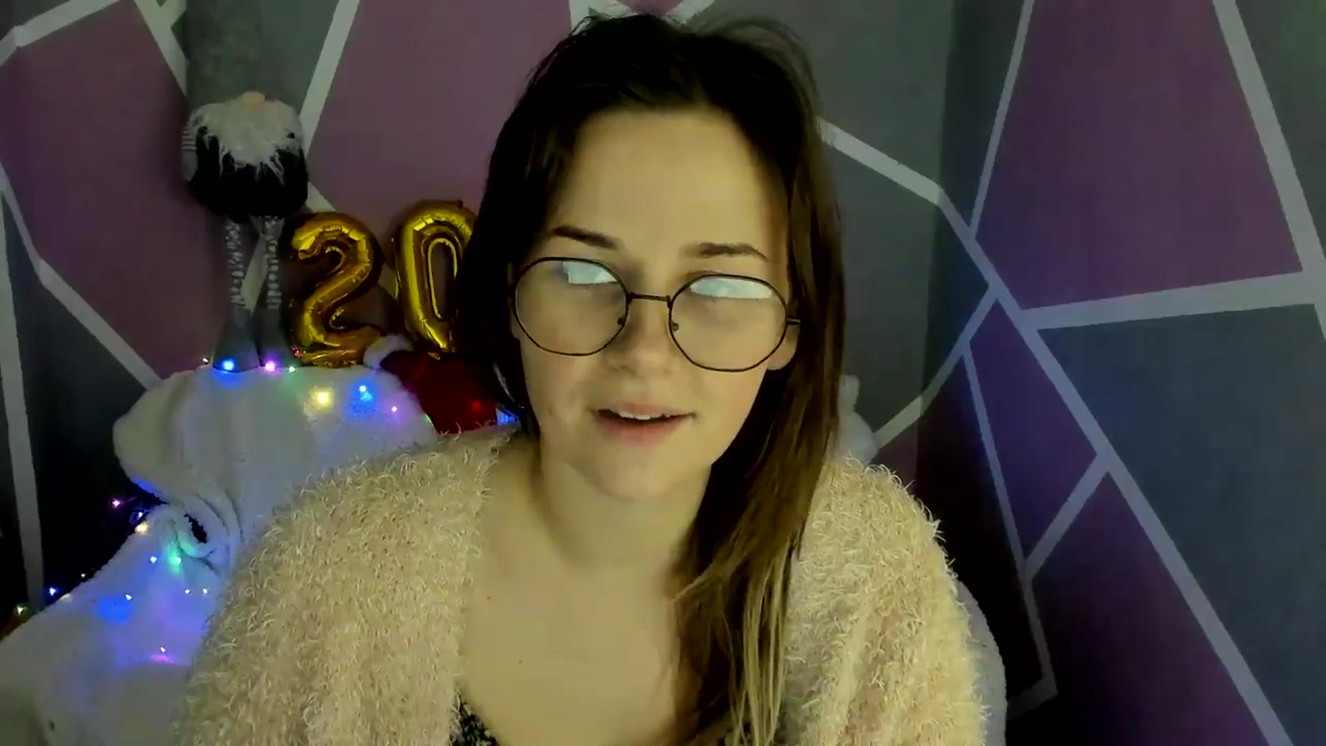 Gallery image thumbnail from Sexy_Ukr's myfreecams stream on, 12/21/2024, 18:44 image 2 of 20