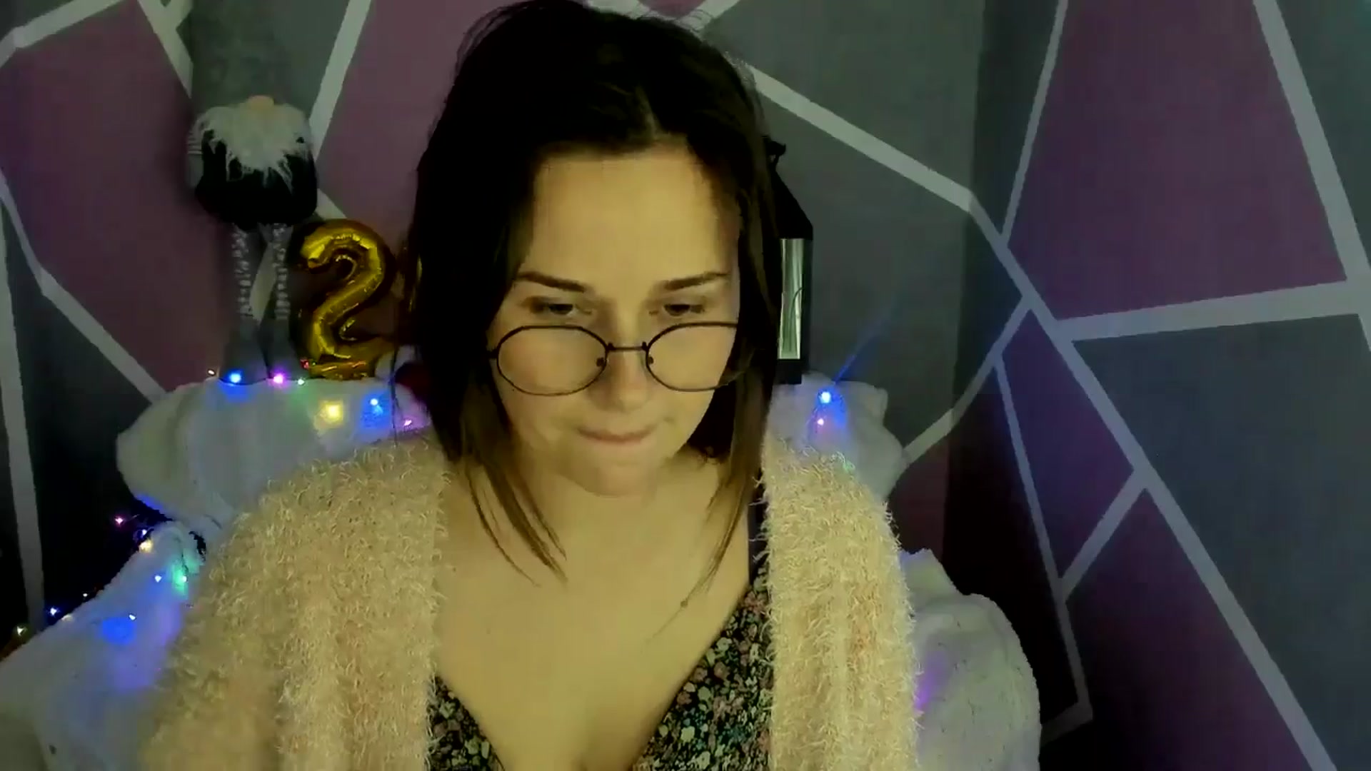 Gallery image thumbnail from Sexy_Ukr's myfreecams stream on, 12/21/2024, 18:44 image 5 of 20