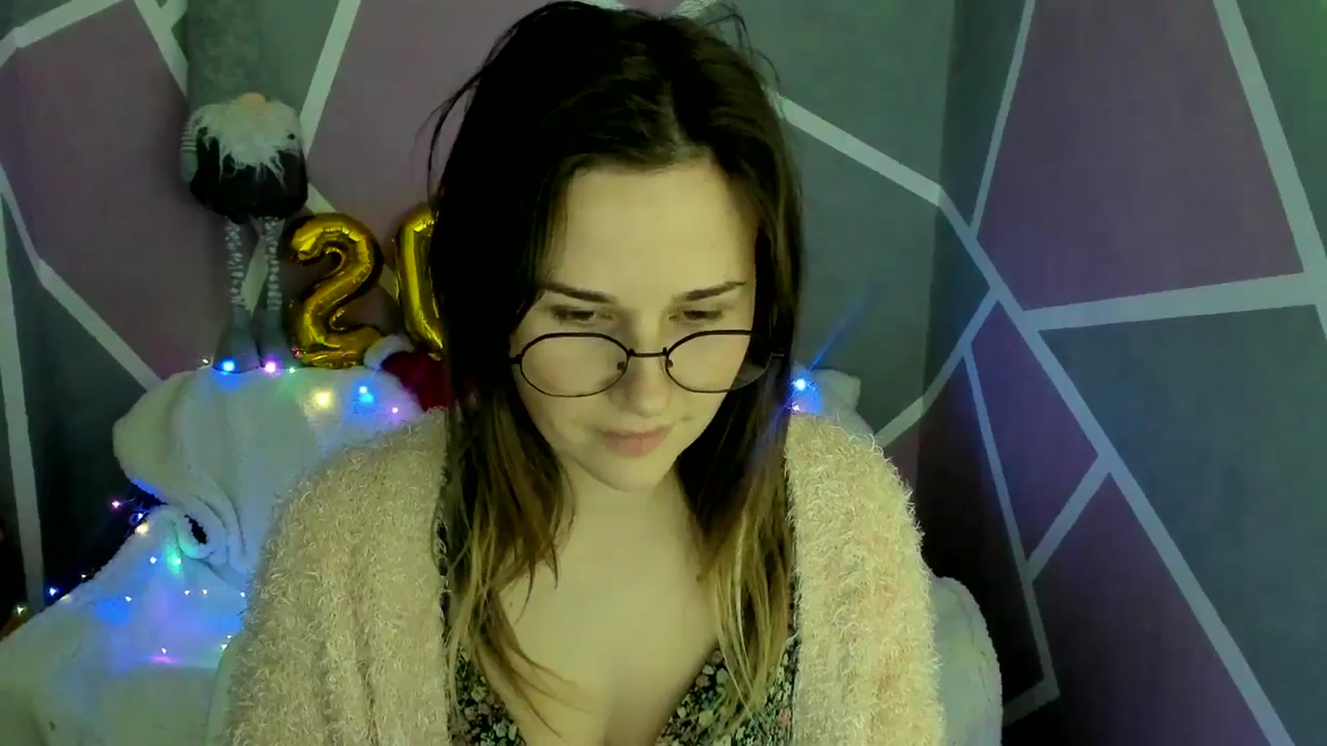 Gallery image thumbnail from Sexy_Ukr's myfreecams stream on, 12/21/2024, 18:44 image 8 of 20