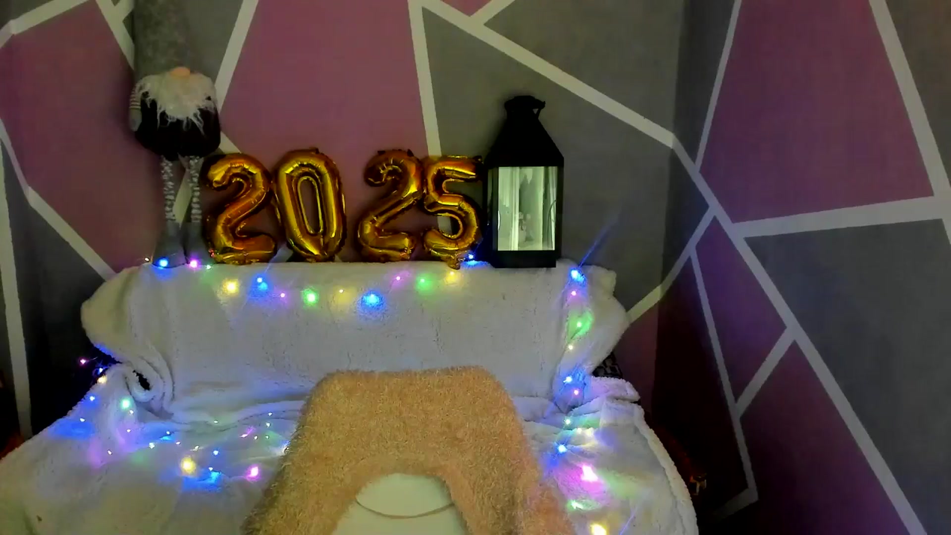 Gallery image thumbnail from Sexy_Ukr's myfreecams stream on, 12/21/2024, 18:44 image 13 of 20