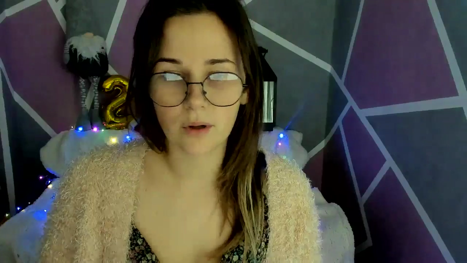 Gallery image thumbnail from Sexy_Ukr's myfreecams stream on, 12/21/2024, 18:44 image 3 of 20