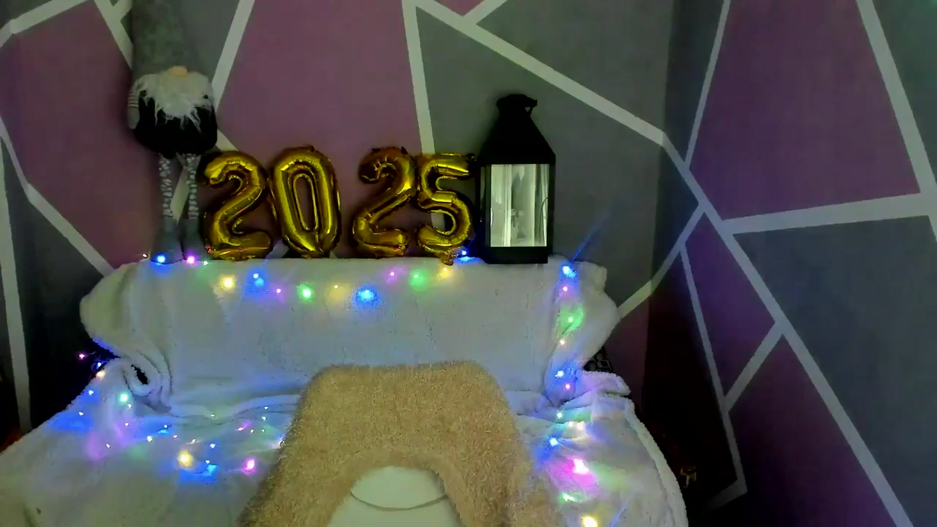 Gallery image thumbnail from Sexy_Ukr's myfreecams stream on, 12/21/2024, 18:44 image 12 of 20