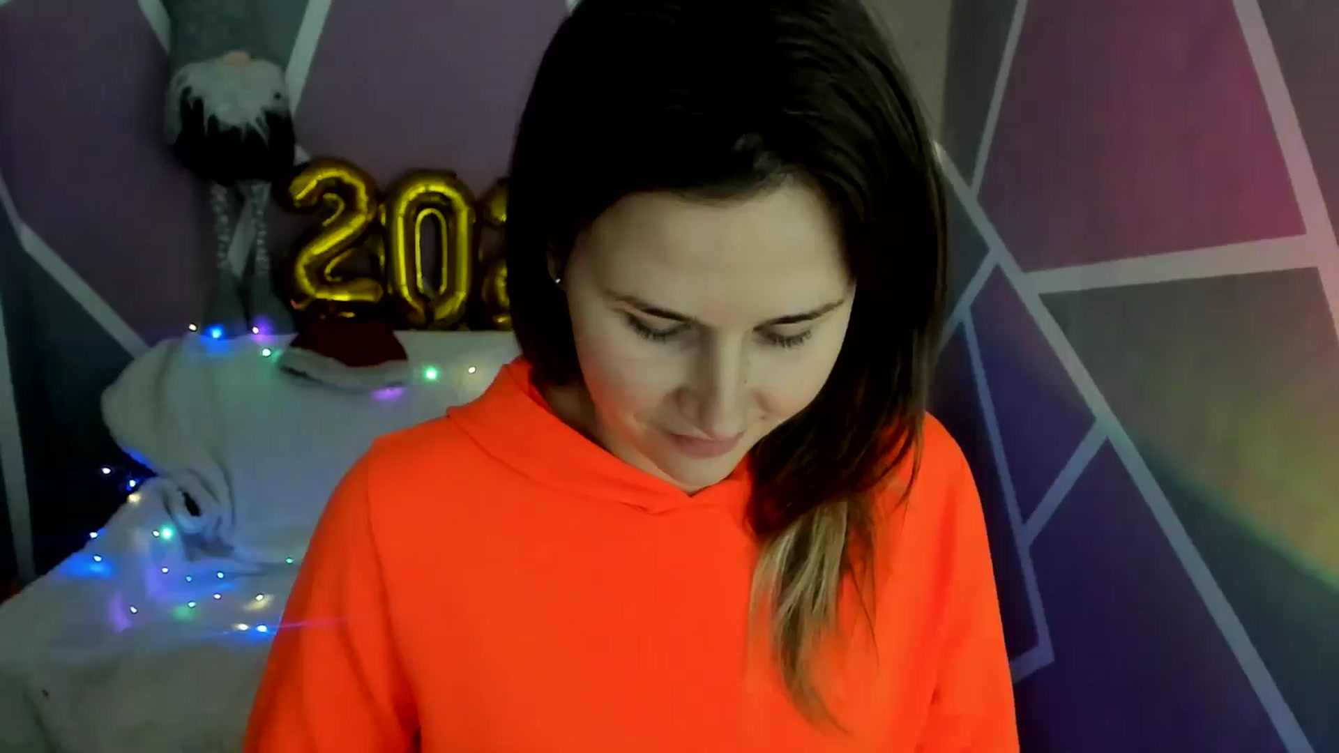 Gallery image thumbnail from Sexy_Ukr's myfreecams stream on, 01/04/2025, 17:57 image 13 of 20