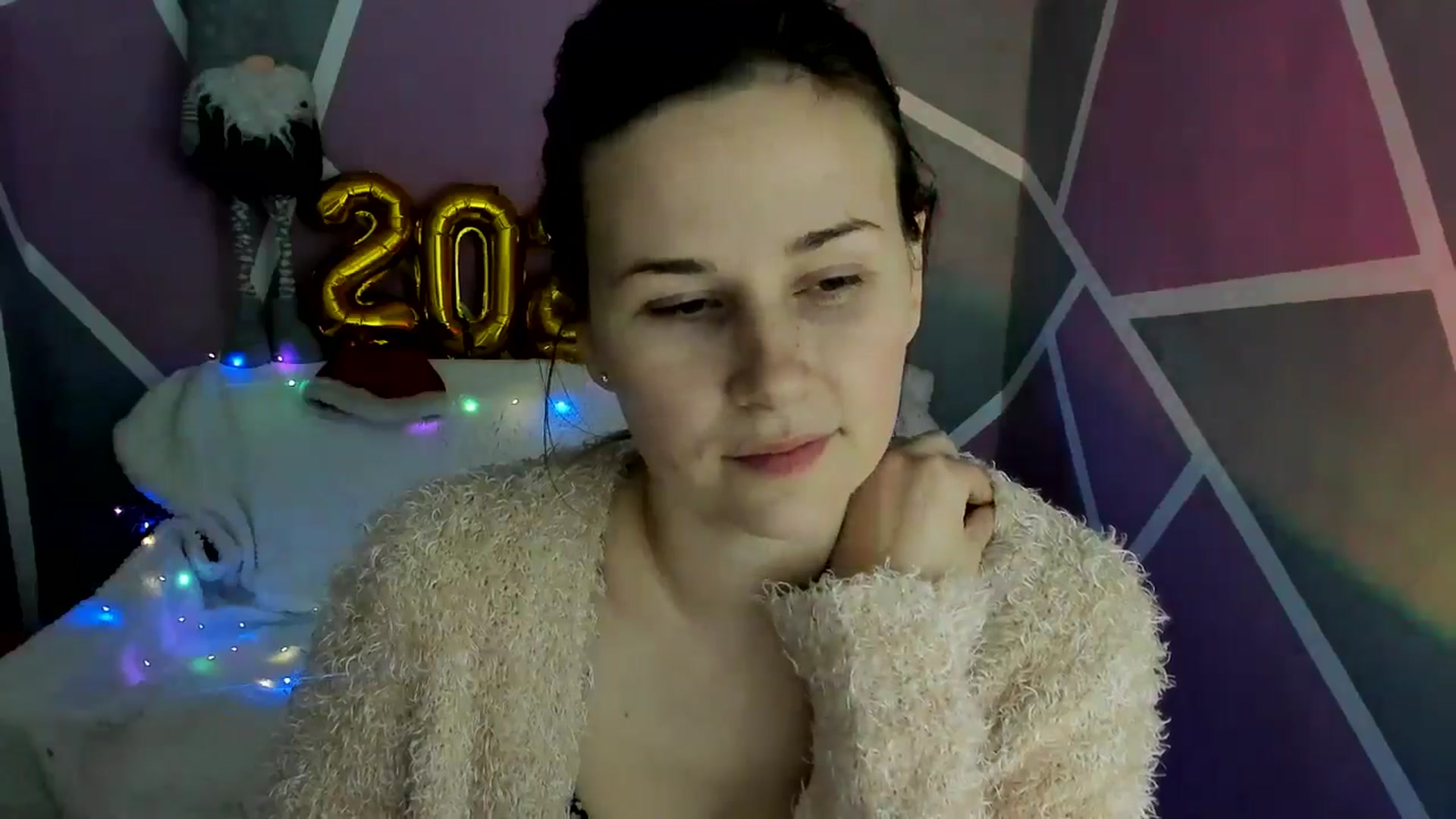 Gallery image thumbnail from Sexy_Ukr's myfreecams stream on, 01/06/2025, 15:18 image 16 of 20