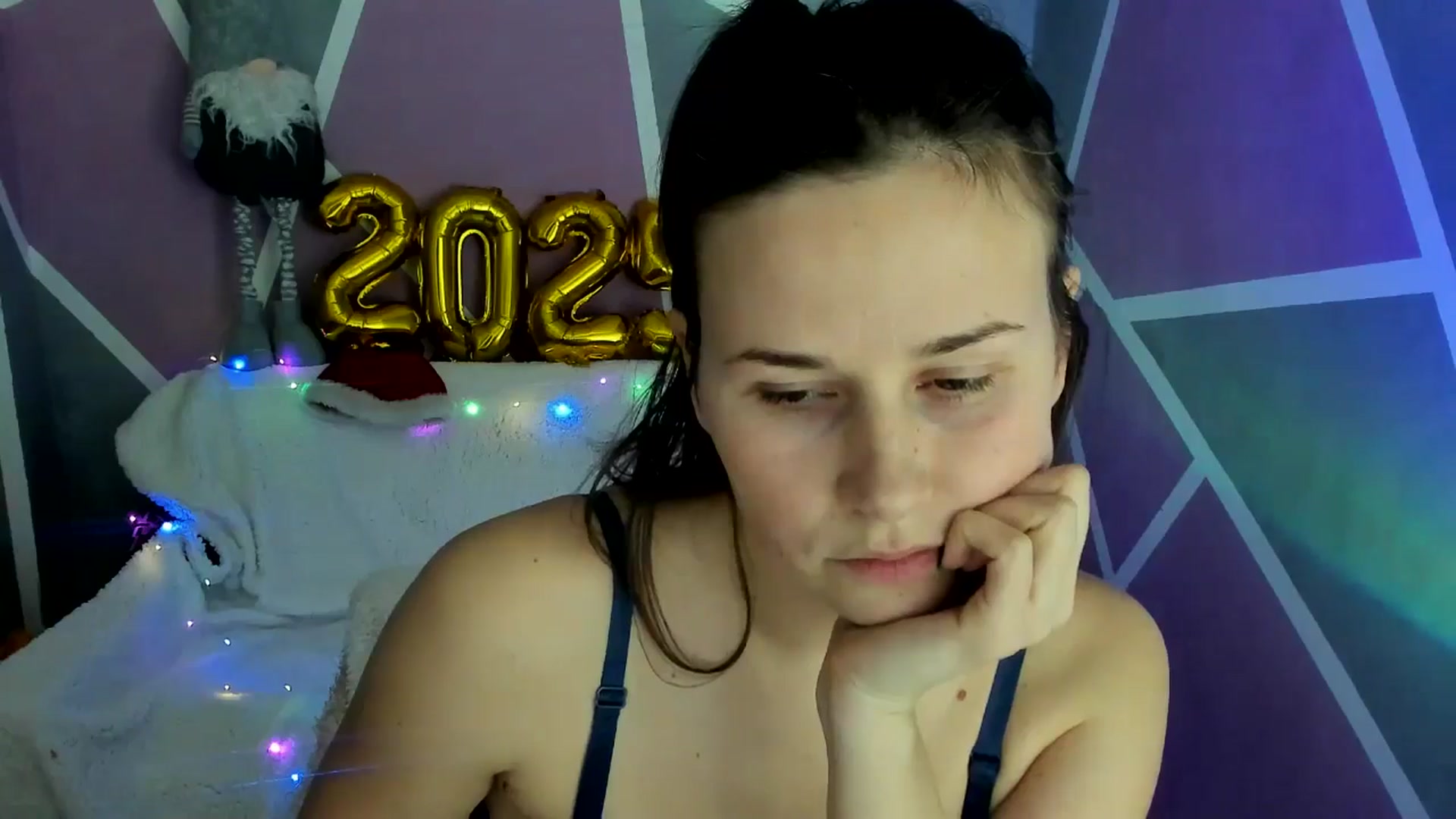 Gallery image thumbnail from Sexy_Ukr's myfreecams stream on, 01/09/2025, 18:30 image 19 of 20