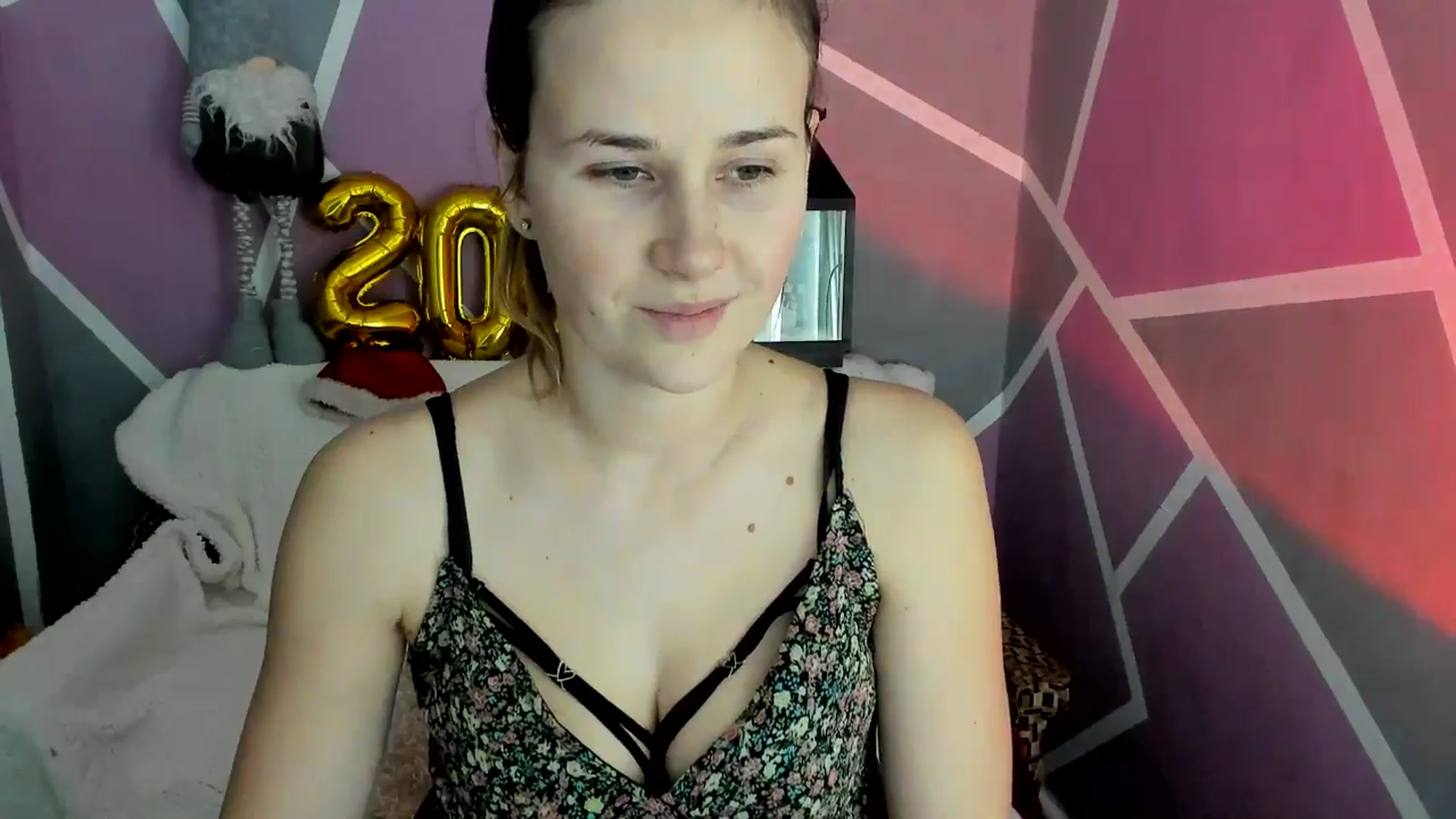 Gallery image thumbnail from Sexy_Ukr's myfreecams stream on, 01/10/2025, 17:16 image 17 of 20