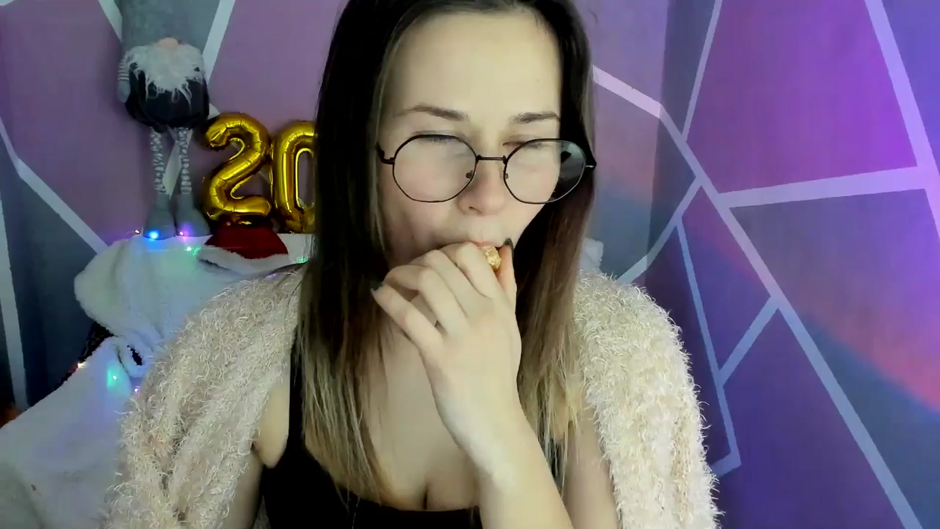 Gallery image thumbnail from Sexy_Ukr's myfreecams stream on, 01/11/2025, 17:24 image 7 of 20