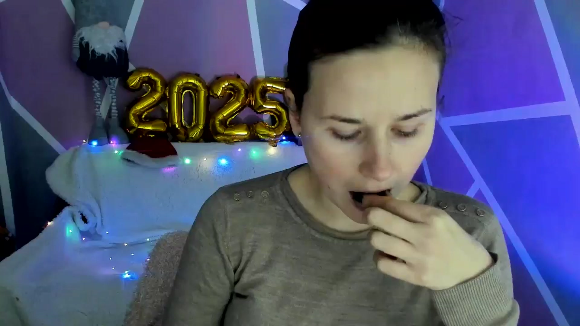 Gallery image thumbnail from Sexy_Ukr's myfreecams stream on, 01/14/2025, 16:39 image 4 of 20
