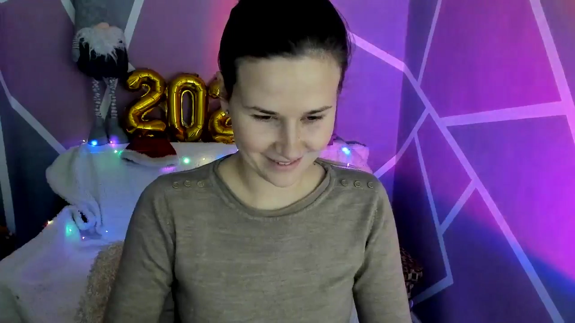 Gallery image thumbnail from Sexy_Ukr's myfreecams stream on, 01/14/2025, 17:58 image 6 of 20