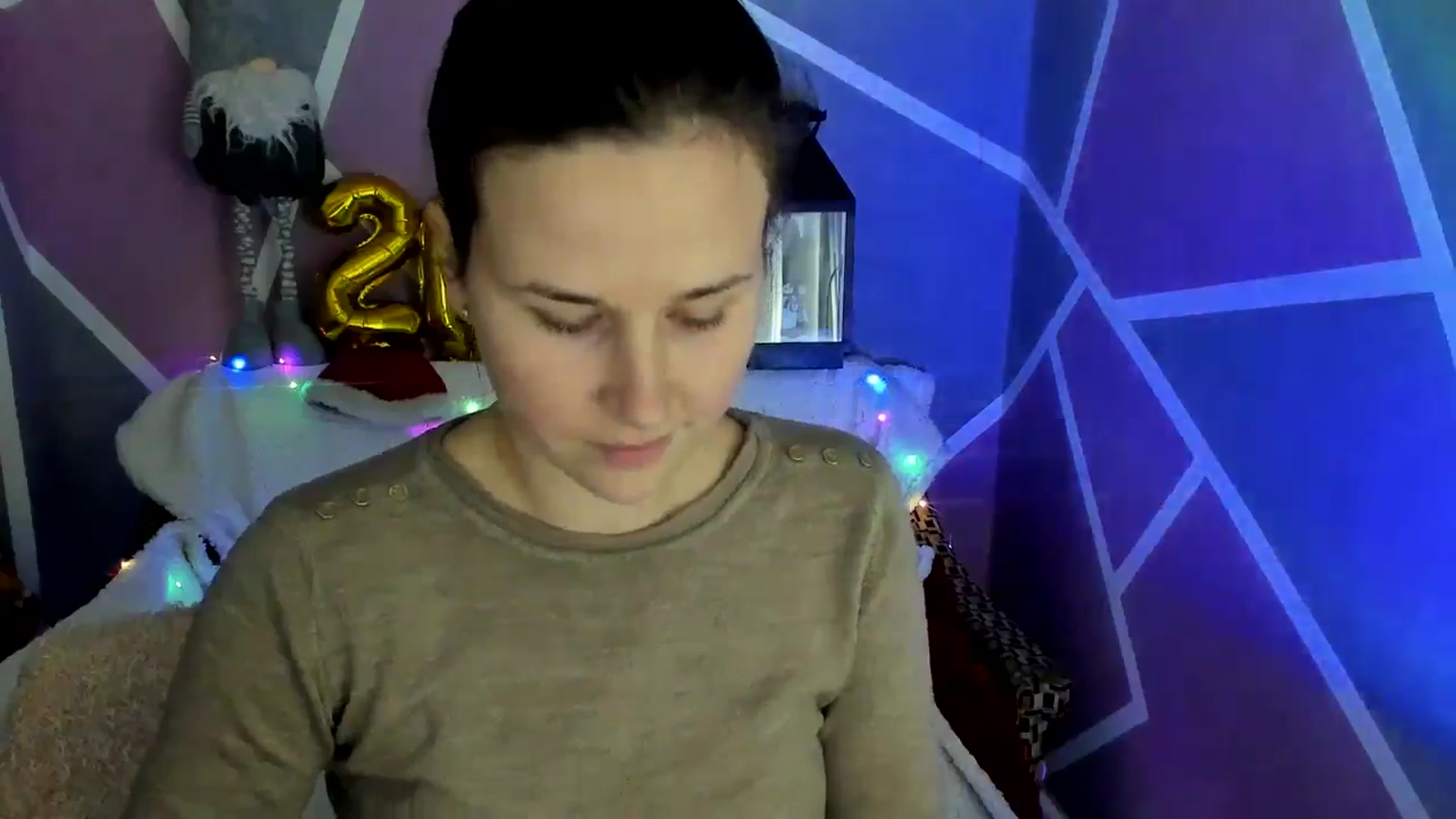 Gallery image thumbnail from Sexy_Ukr's myfreecams stream on, 01/14/2025, 17:58 image 18 of 20