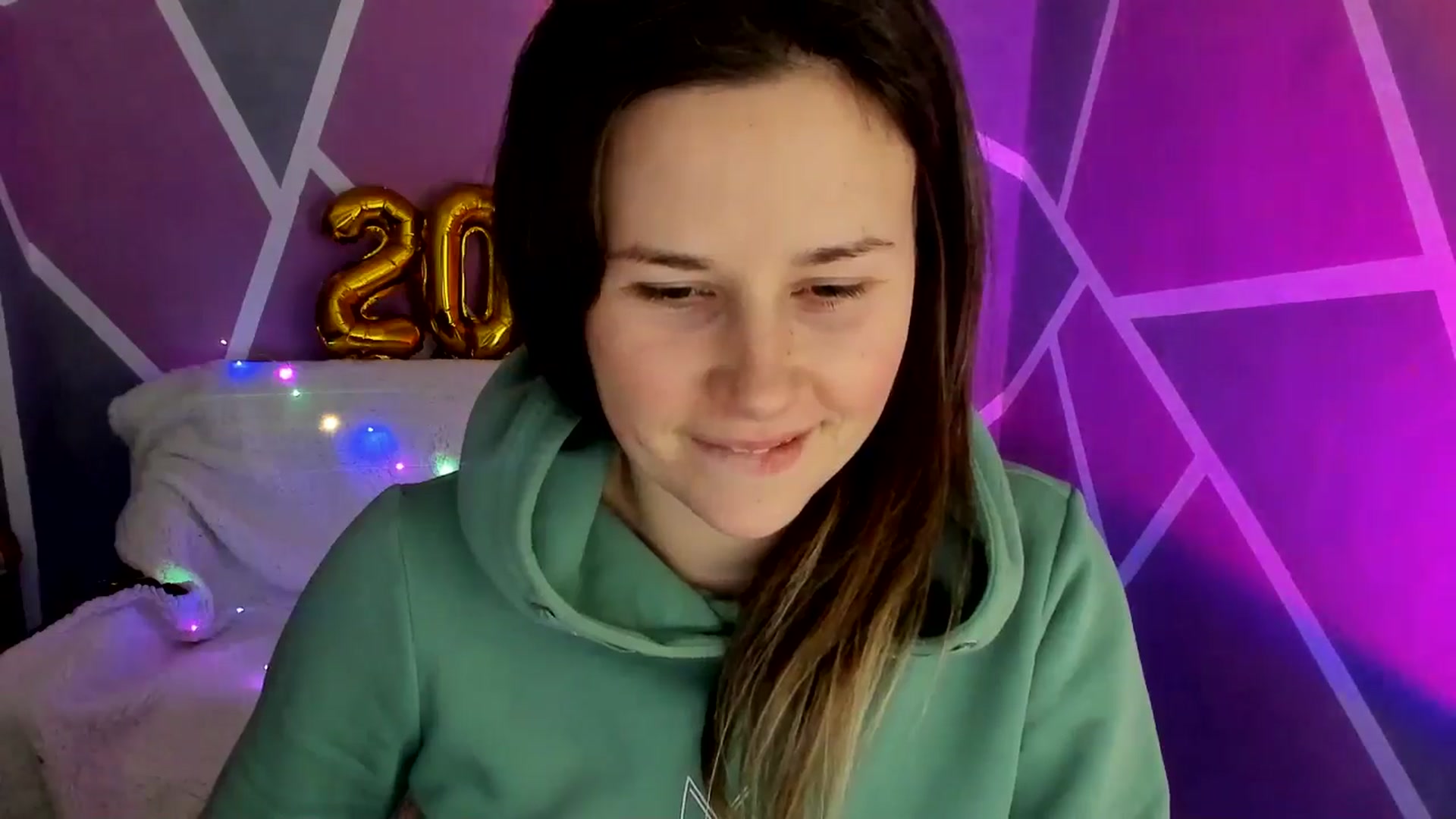 Gallery image thumbnail from Sexy_Ukr's myfreecams stream on, 01/20/2025, 18:02 image 5 of 20