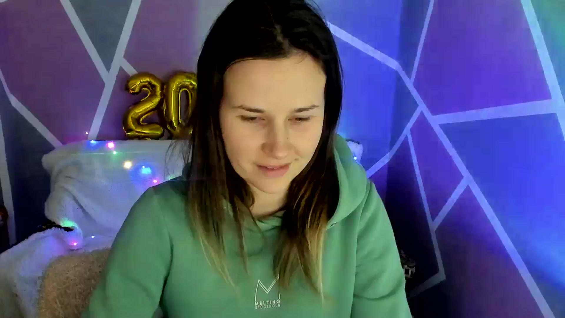 Gallery image thumbnail from Sexy_Ukr's myfreecams stream on, 01/22/2025, 17:38 image 14 of 20