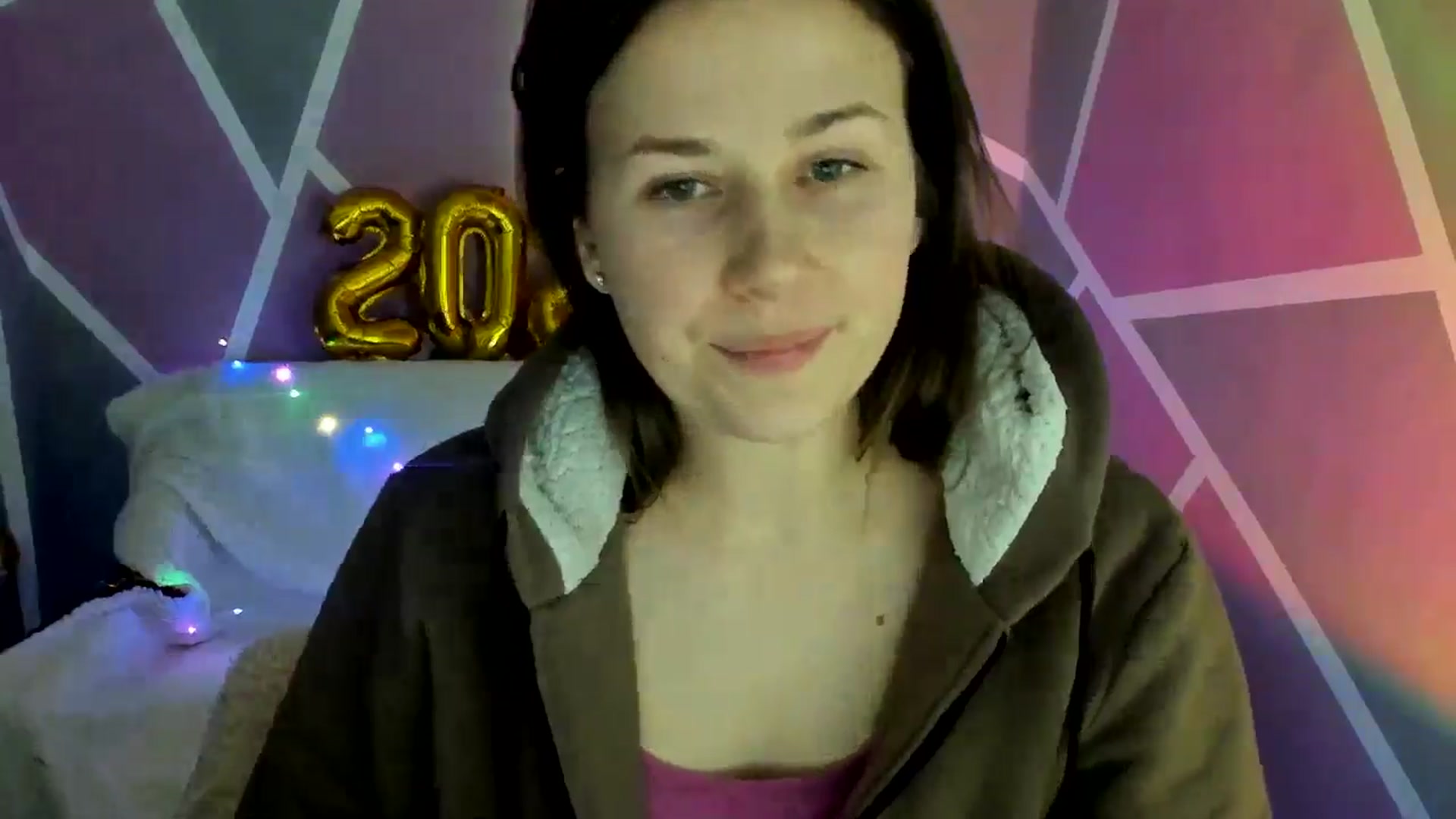 Gallery image thumbnail from Sexy_Ukr's myfreecams stream on, 01/25/2025, 17:38 image 20 of 20