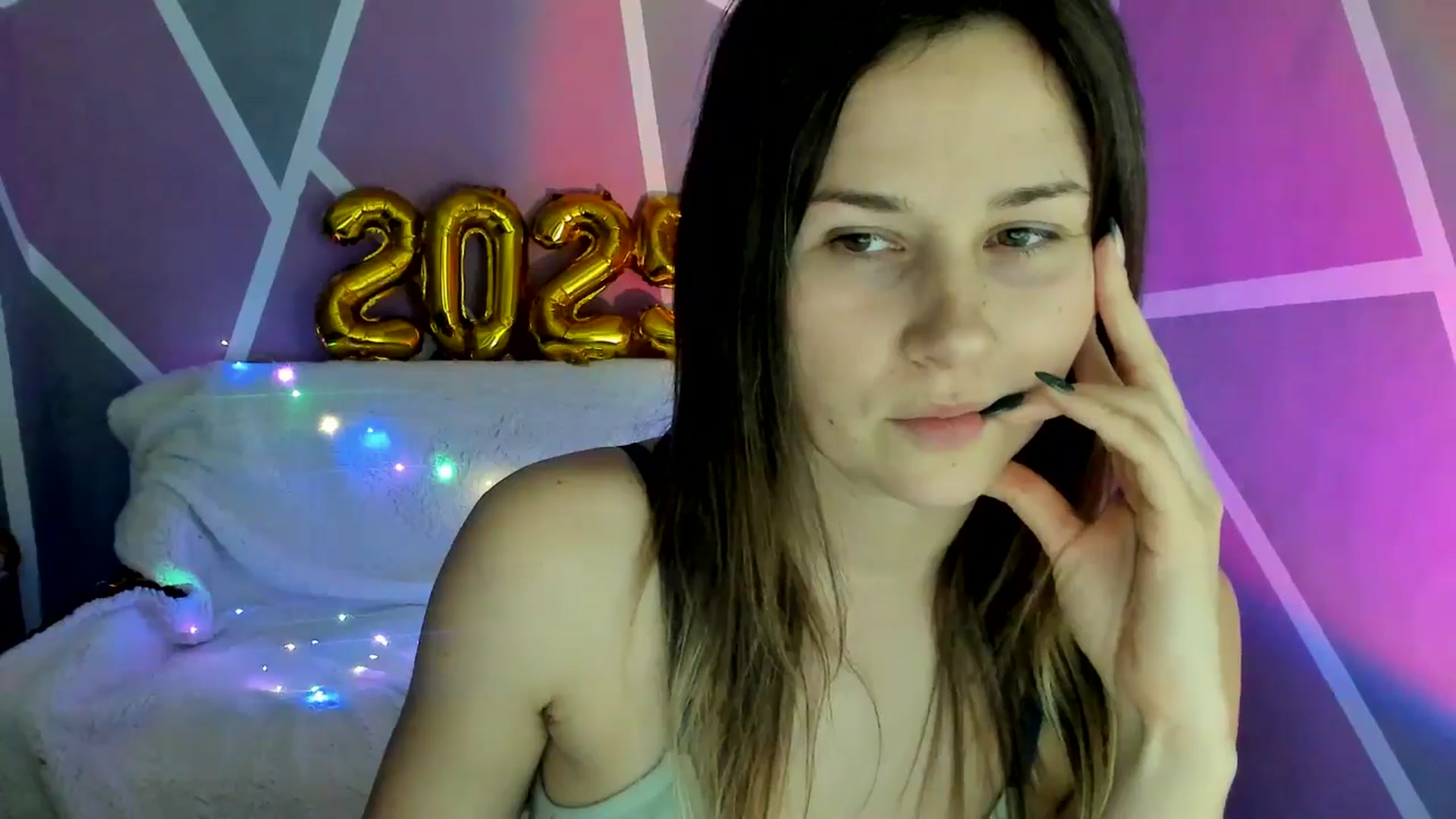 Gallery image thumbnail from Sexy_Ukr's myfreecams stream on, 01/25/2025, 18:48 image 19 of 20