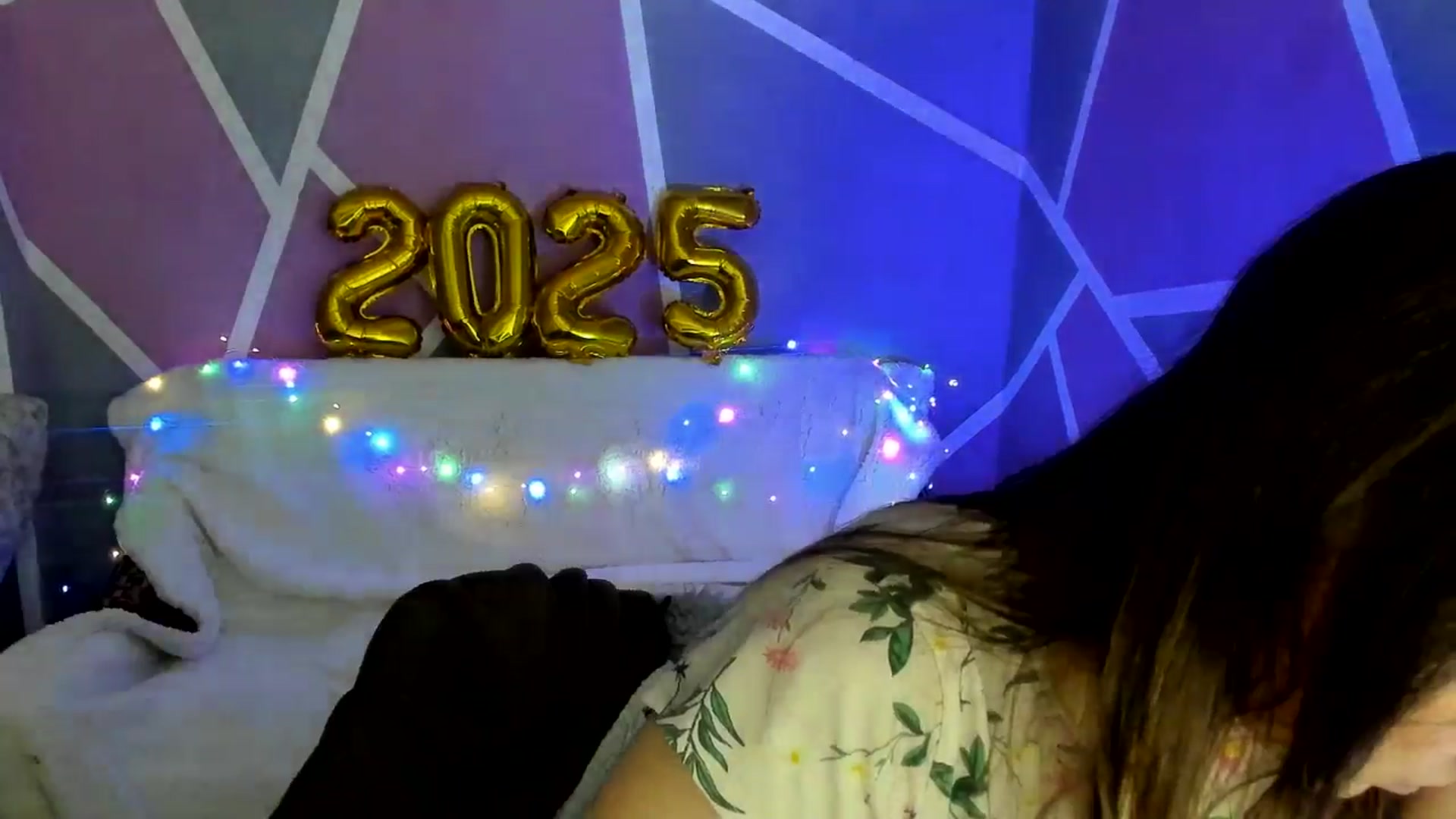 Gallery image thumbnail from Sexy_Ukr's myfreecams stream on, 01/31/2025, 17:30 image 5 of 20