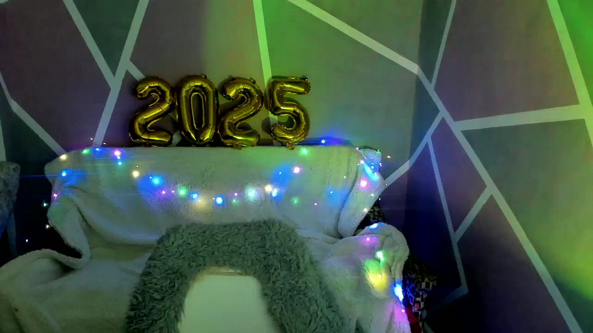 Gallery image thumbnail from Sexy_Ukr's myfreecams stream on, 01/31/2025, 19:08 image 2 of 20