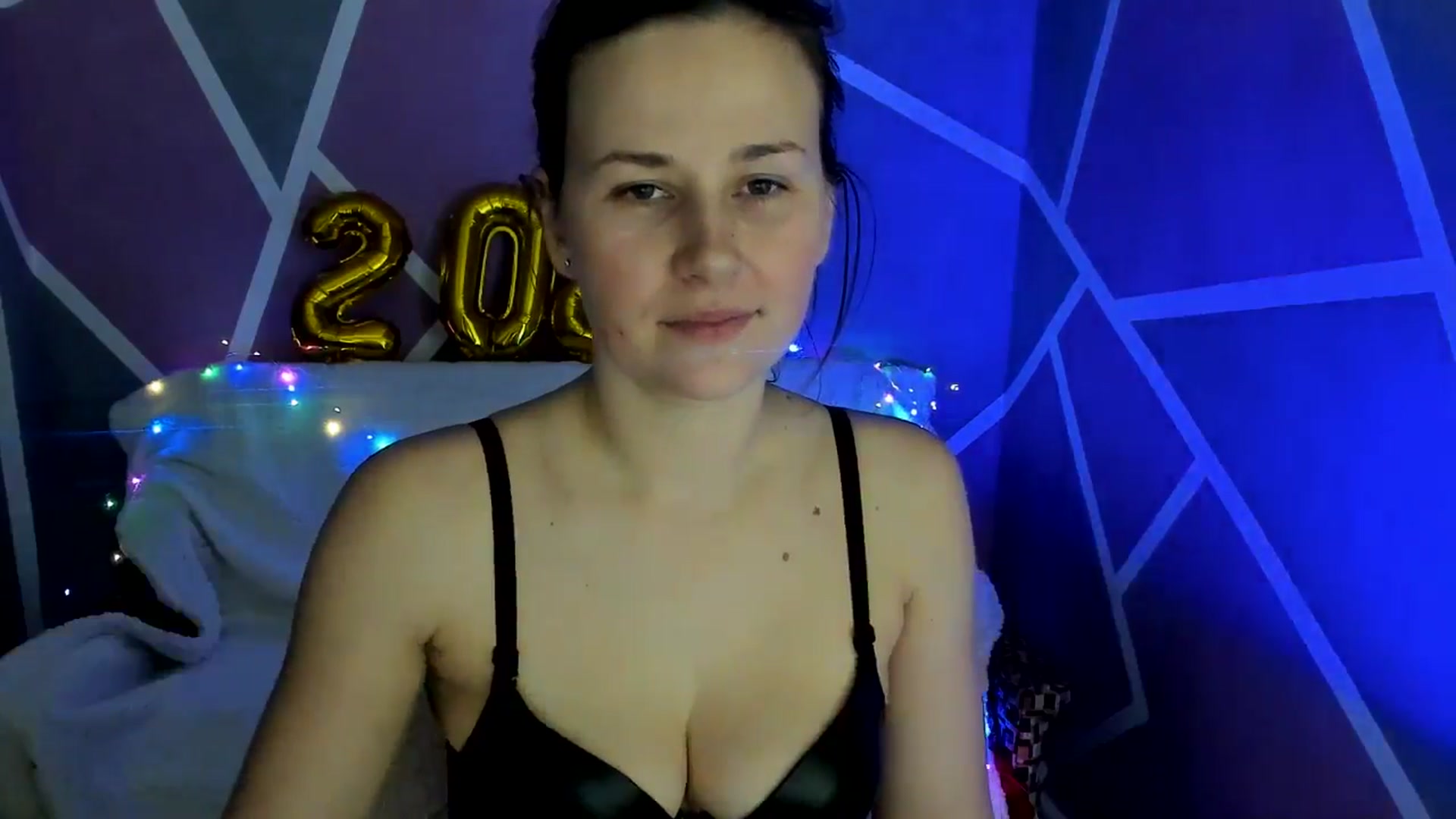 Gallery image thumbnail from Sexy_Ukr's myfreecams stream on, 02/03/2025, 18:15 image 20 of 20