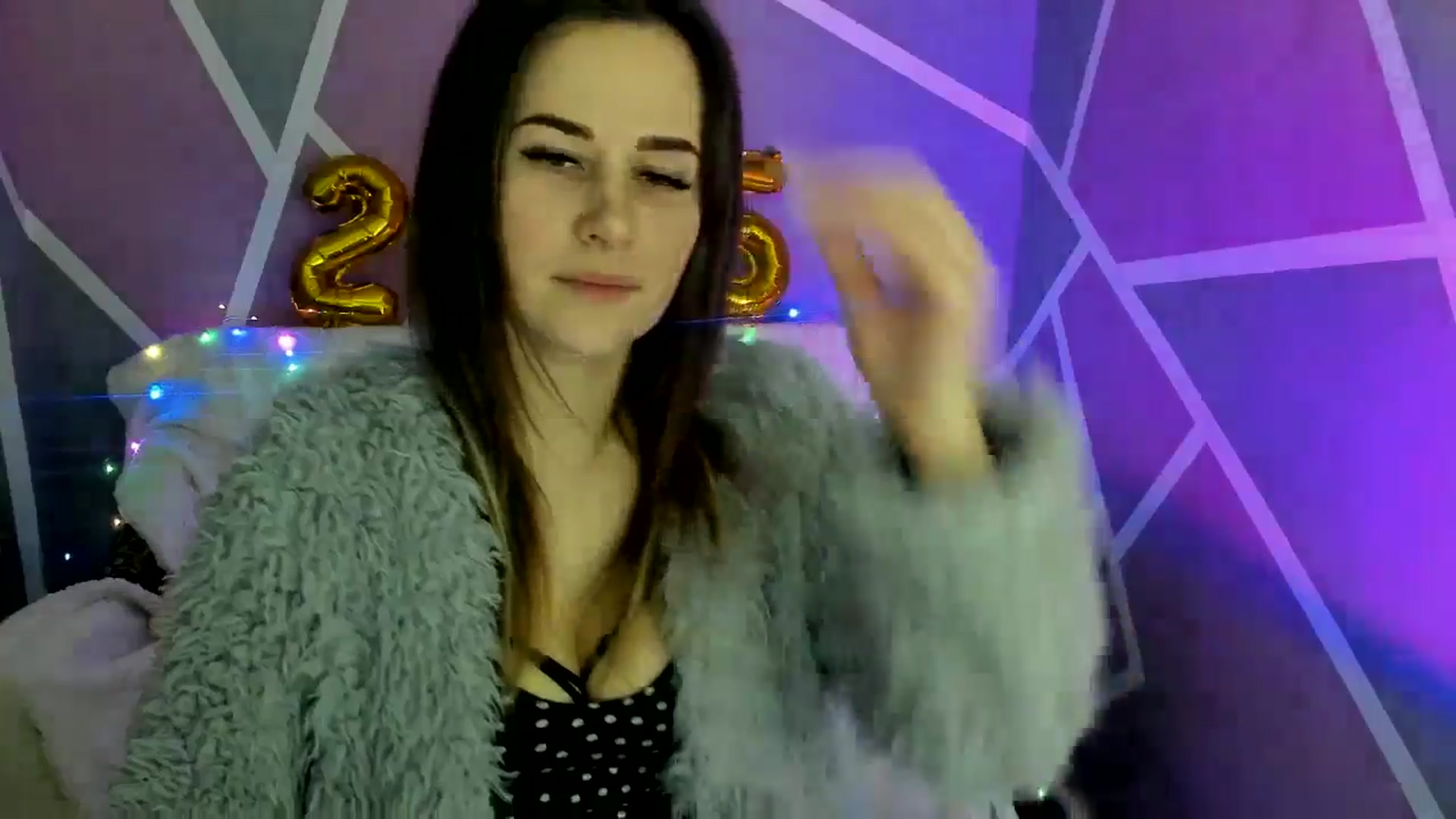 Gallery image thumbnail from Sexy_Ukr's myfreecams stream on, 02/06/2025, 17:06 image 17 of 20