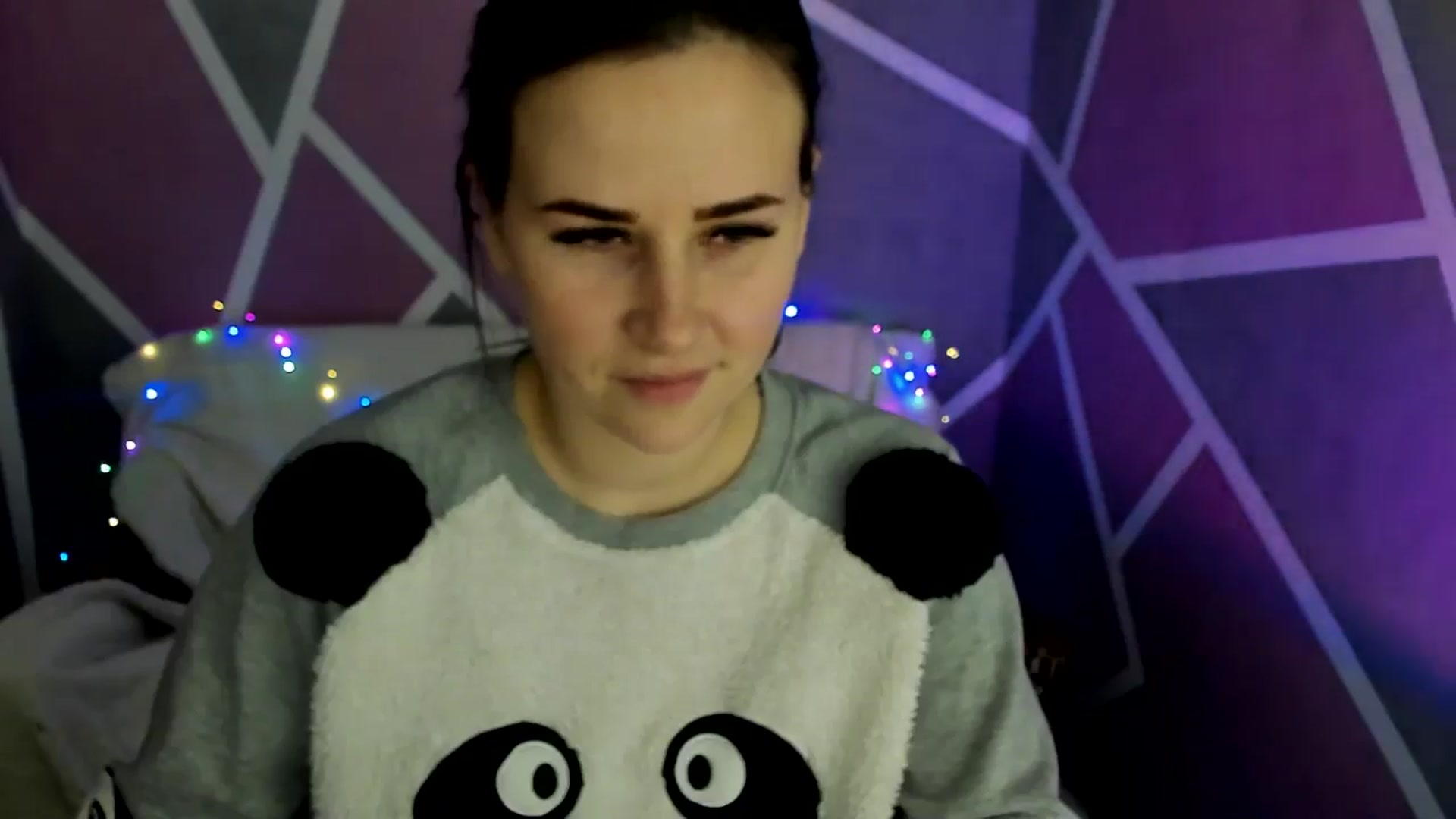 Gallery image thumbnail from Sexy_Ukr's myfreecams stream on, 02/07/2025, 18:29 image 4 of 20