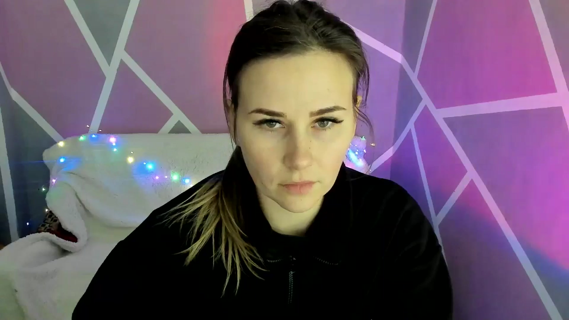 Gallery image thumbnail from Sexy_Ukr's myfreecams stream on, 02/11/2025, 17:49 image 2 of 20