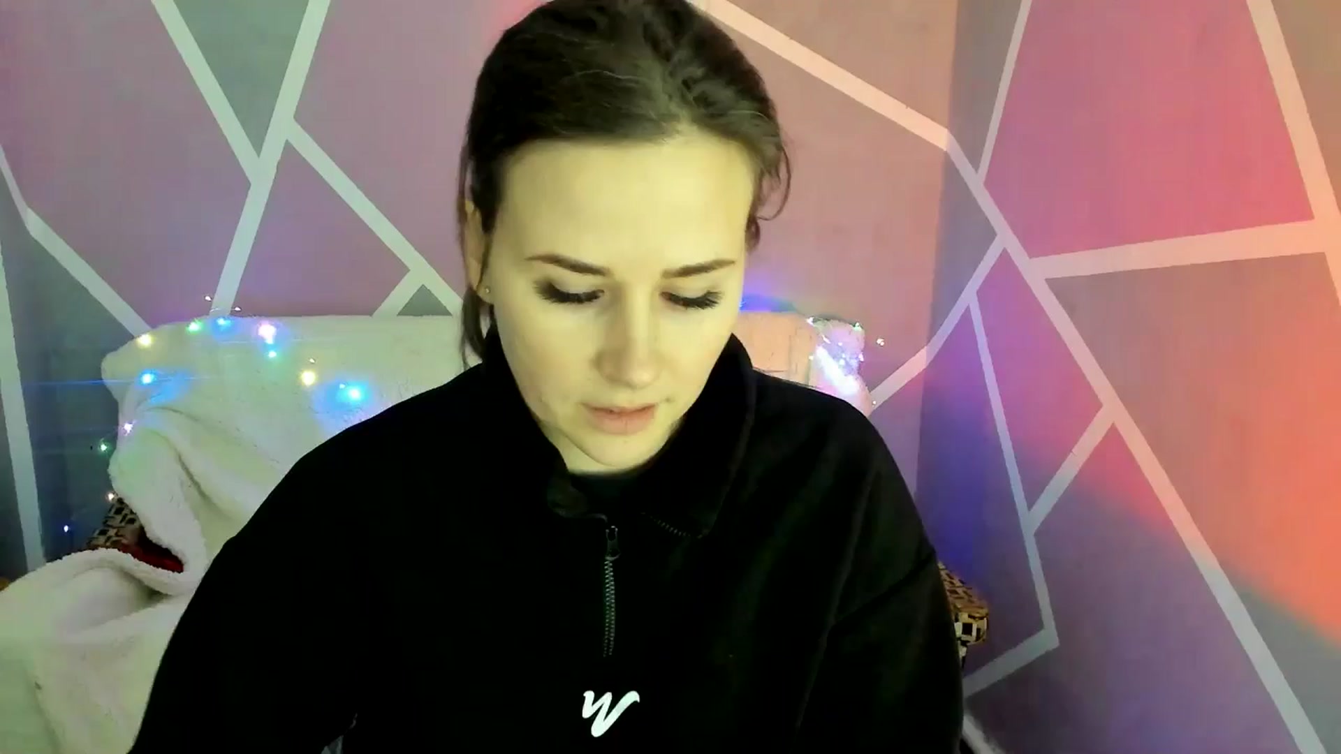 Gallery image thumbnail from Sexy_Ukr's myfreecams stream on, 02/11/2025, 17:49 image 8 of 20