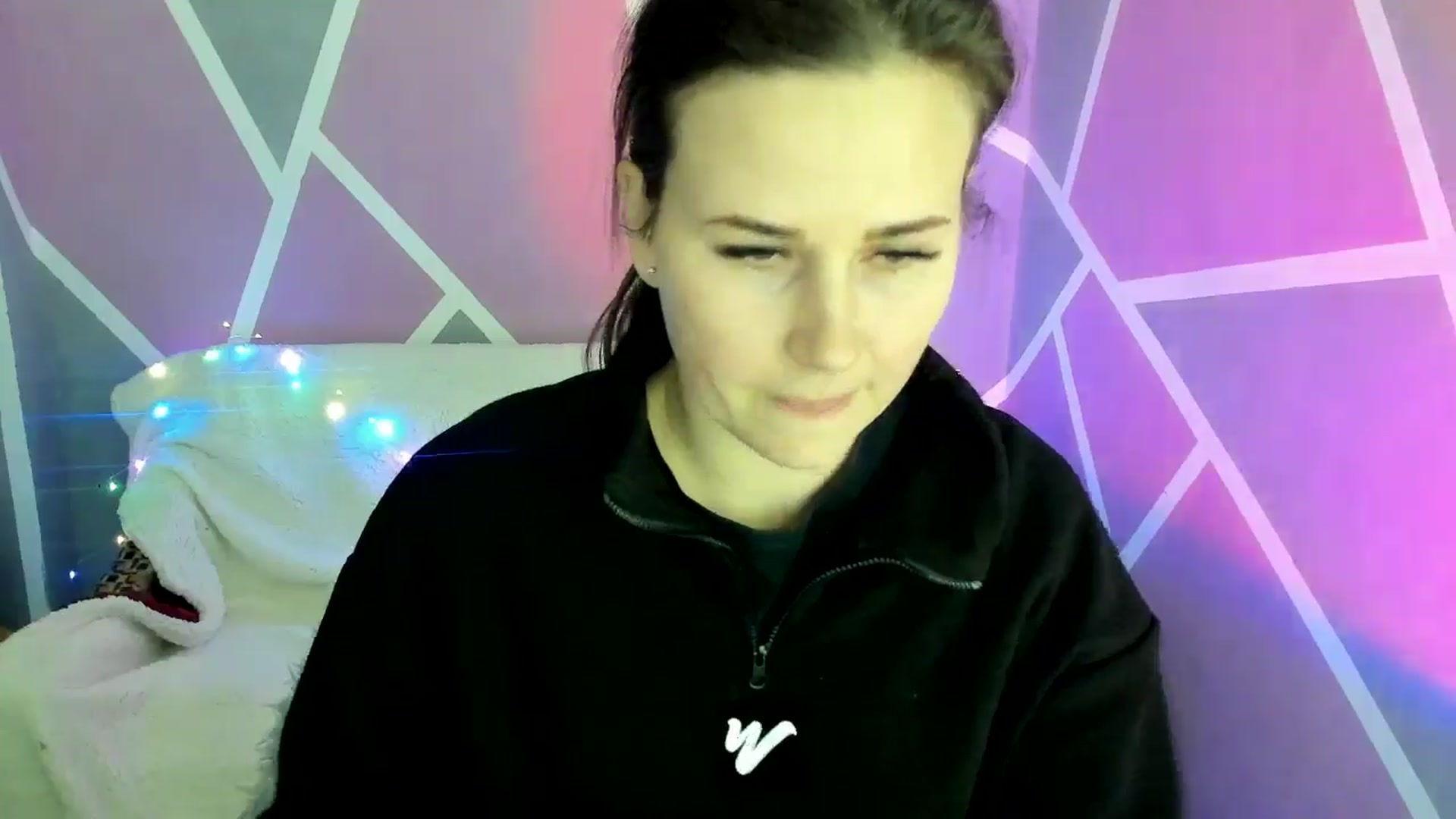 Gallery image thumbnail from Sexy_Ukr's myfreecams stream on, 02/11/2025, 18:26 image 10 of 20