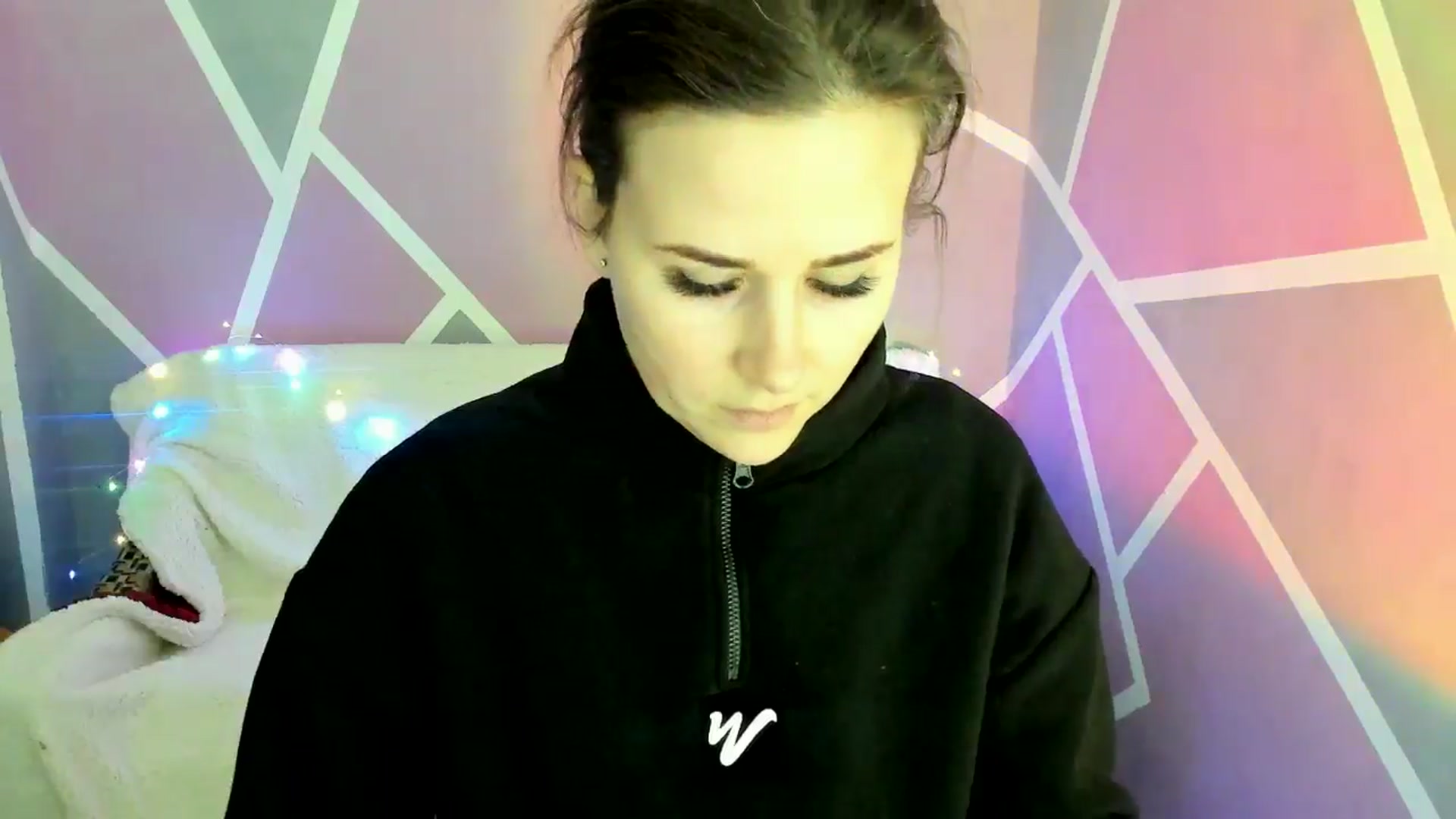 Gallery image thumbnail from Sexy_Ukr's myfreecams stream on, 02/11/2025, 18:26 image 17 of 20