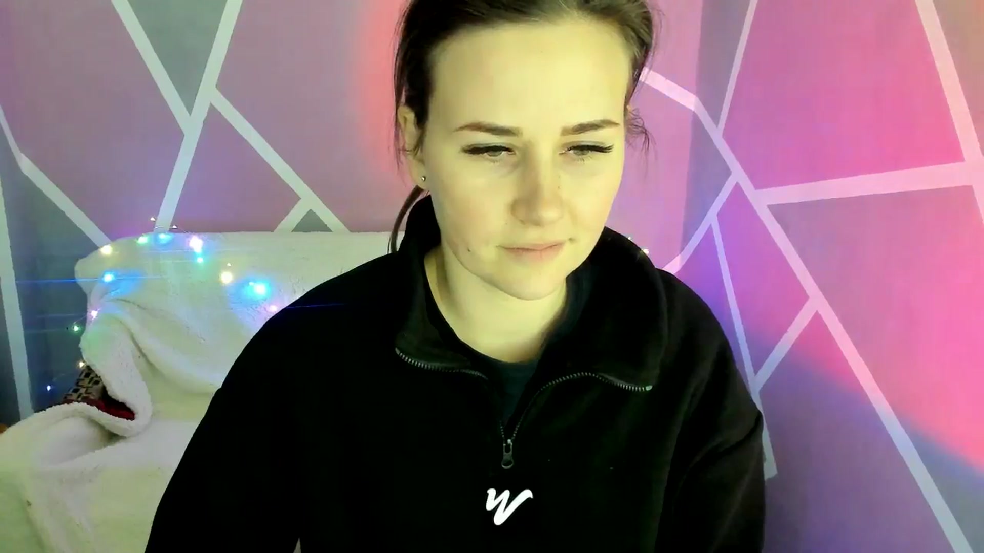 Gallery image thumbnail from Sexy_Ukr's myfreecams stream on, 02/11/2025, 18:26 image 11 of 20