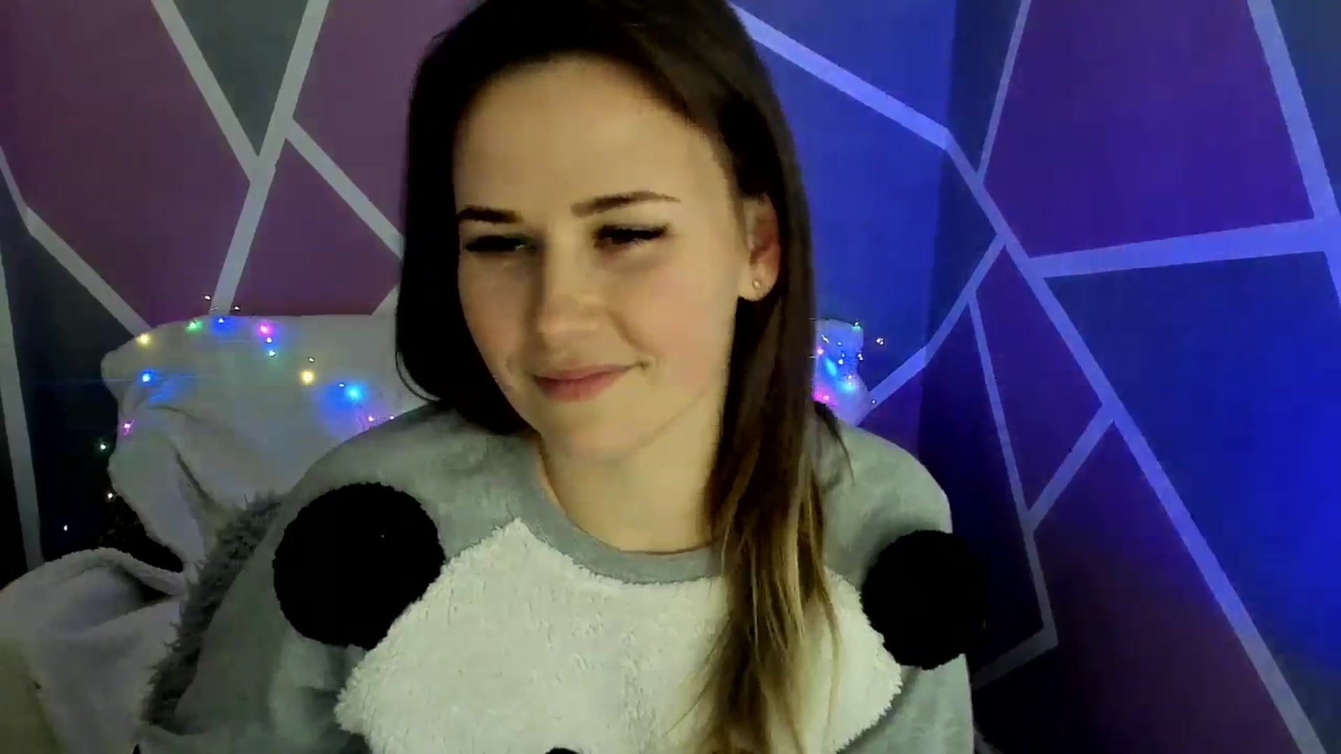 Gallery image thumbnail from Sexy_Ukr's myfreecams stream on, 02/13/2025, 16:37 image 18 of 20