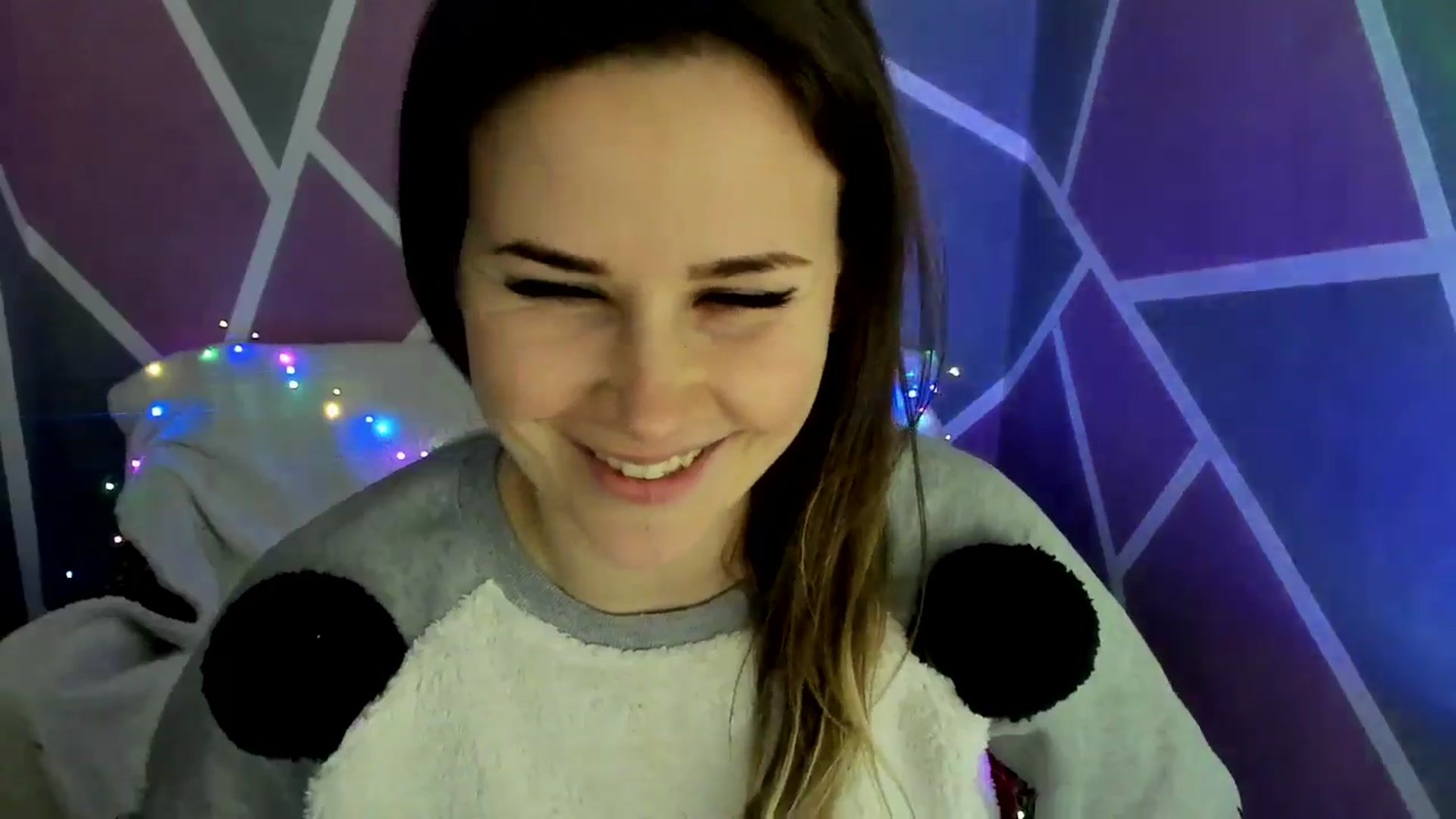 Gallery image thumbnail from Sexy_Ukr's myfreecams stream on, 02/13/2025, 17:51 image 6 of 20