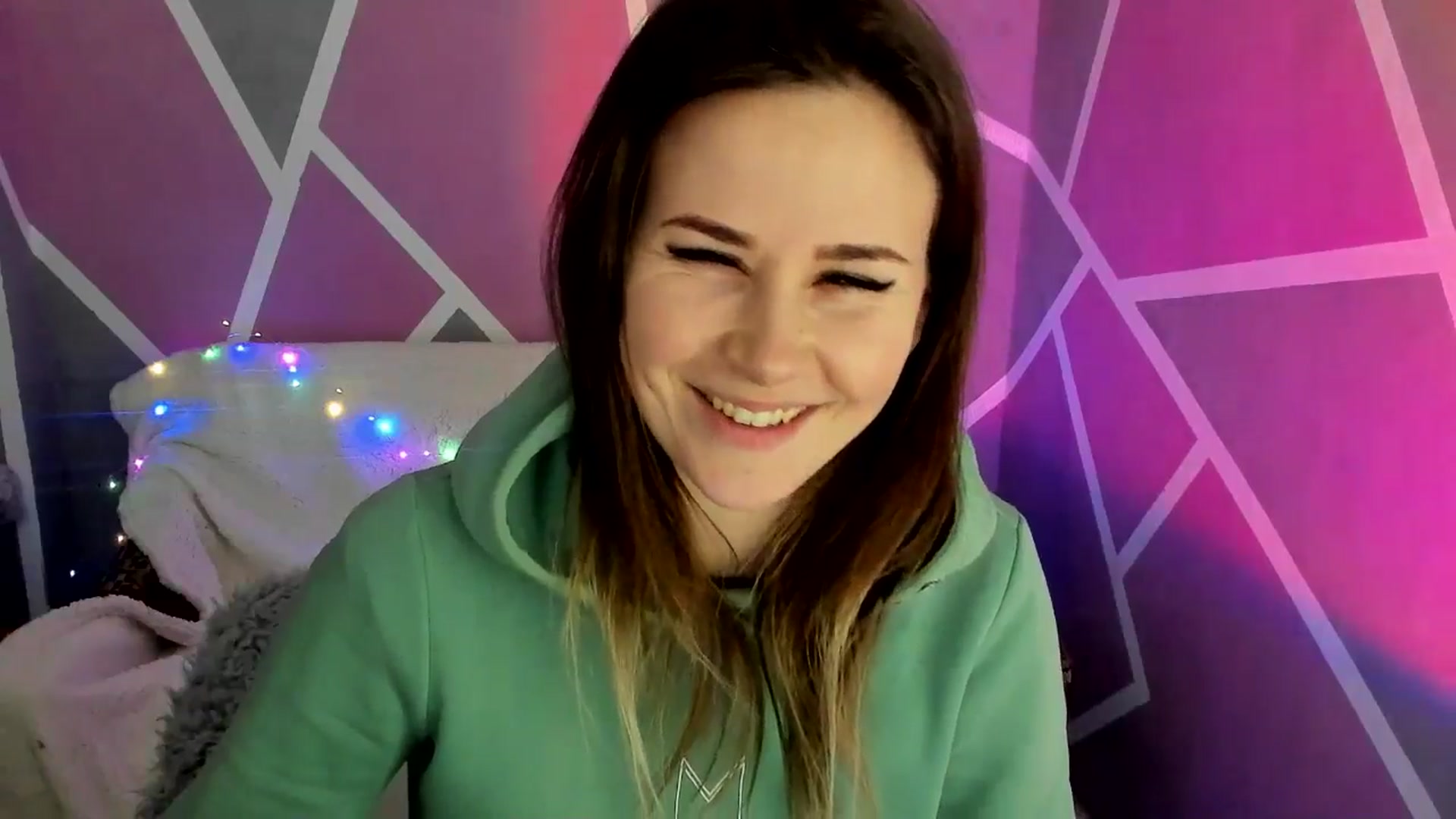 Gallery image thumbnail from Sexy_Ukr's myfreecams stream on, 02/14/2025, 16:54 image 6 of 20