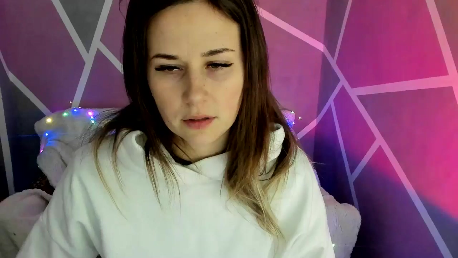 Gallery image thumbnail from Sexy_Ukr's myfreecams stream on, 02/20/2025, 17:19 image 16 of 20