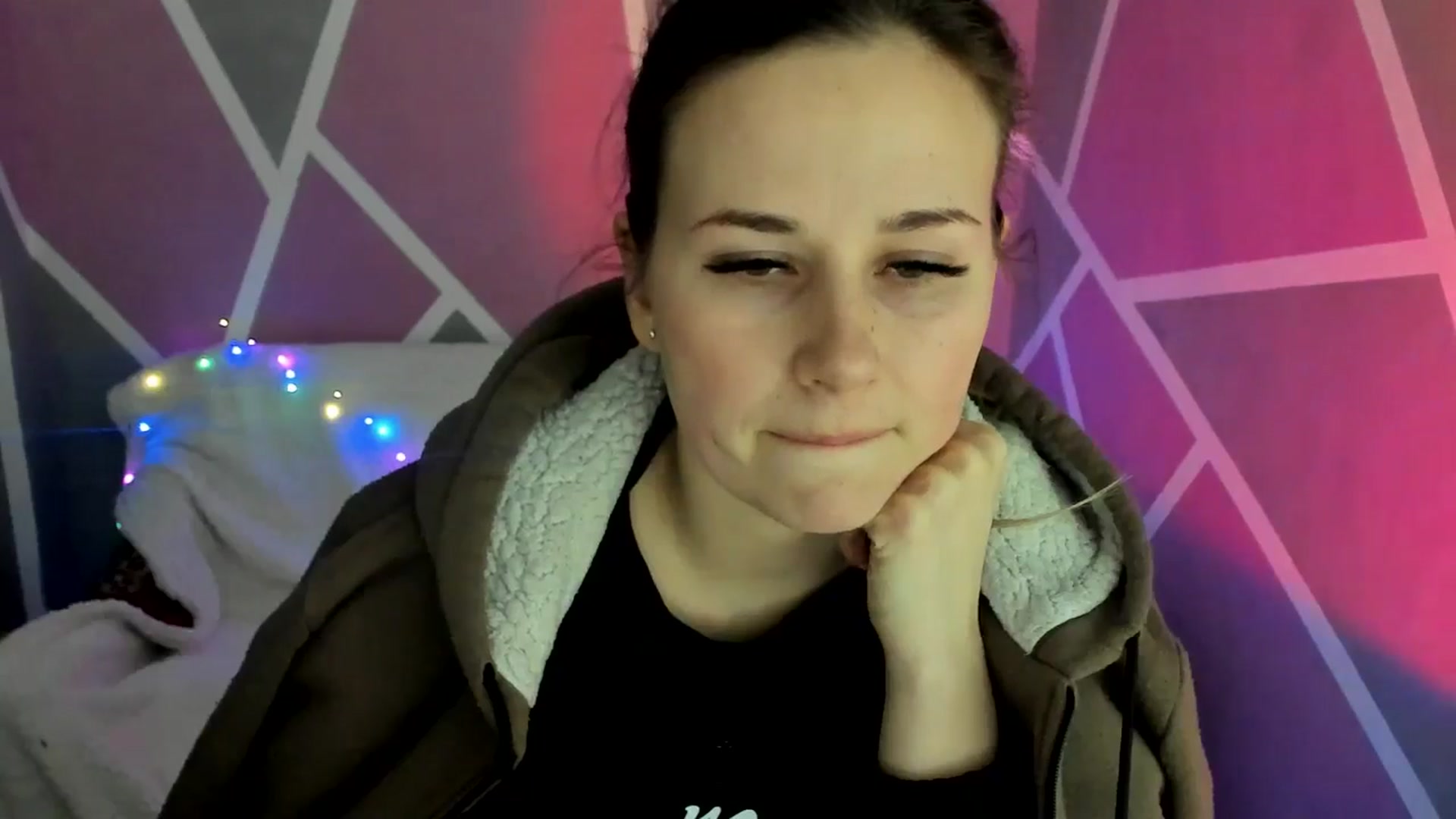 Gallery image thumbnail from Sexy_Ukr's myfreecams stream on, 02/22/2025, 18:28 image 12 of 20