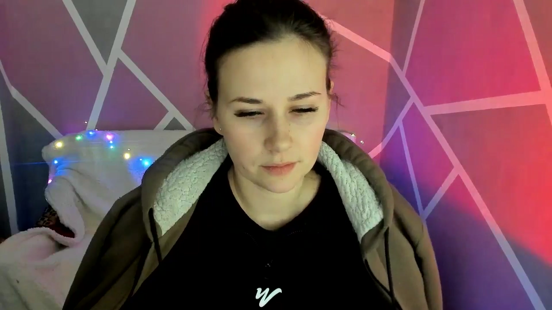 Gallery image thumbnail from Sexy_Ukr's myfreecams stream on, 02/22/2025, 18:28 image 17 of 20